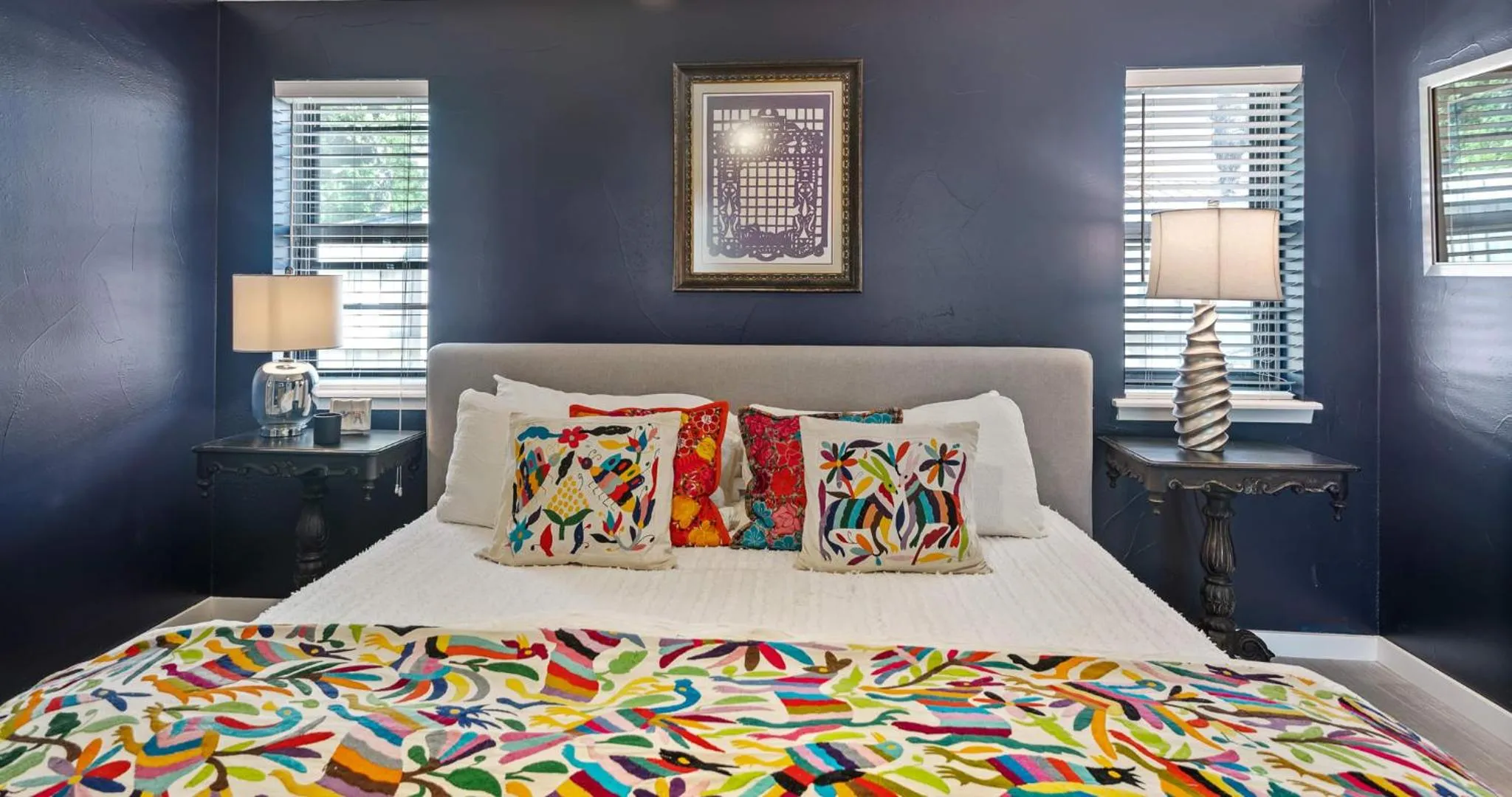 Bed in Stylish 3BR House with Swimming Pool and Walking to HSB Resort