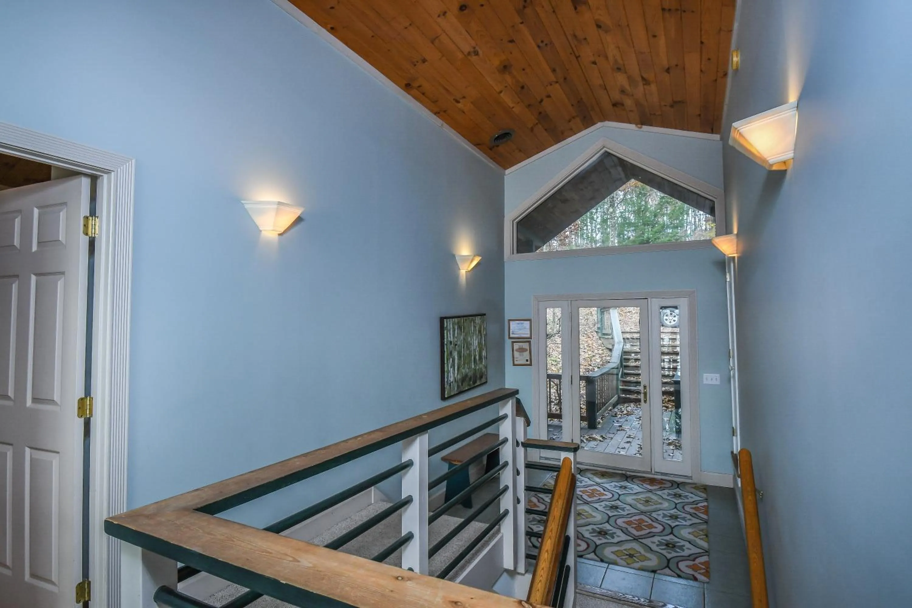 Property building in Highland Retreat