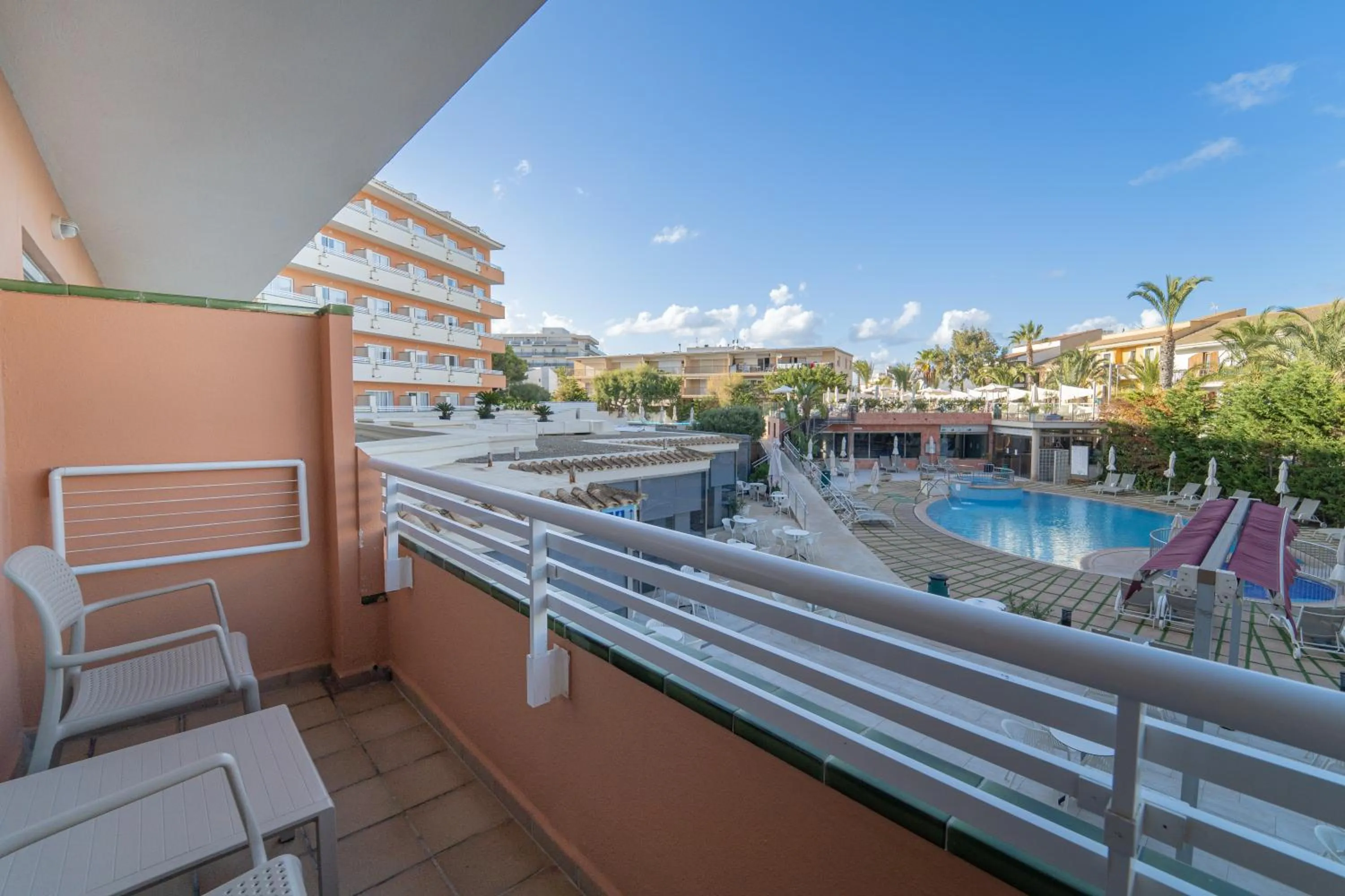 Property building in Caprice Janeiro Hotel & Spa