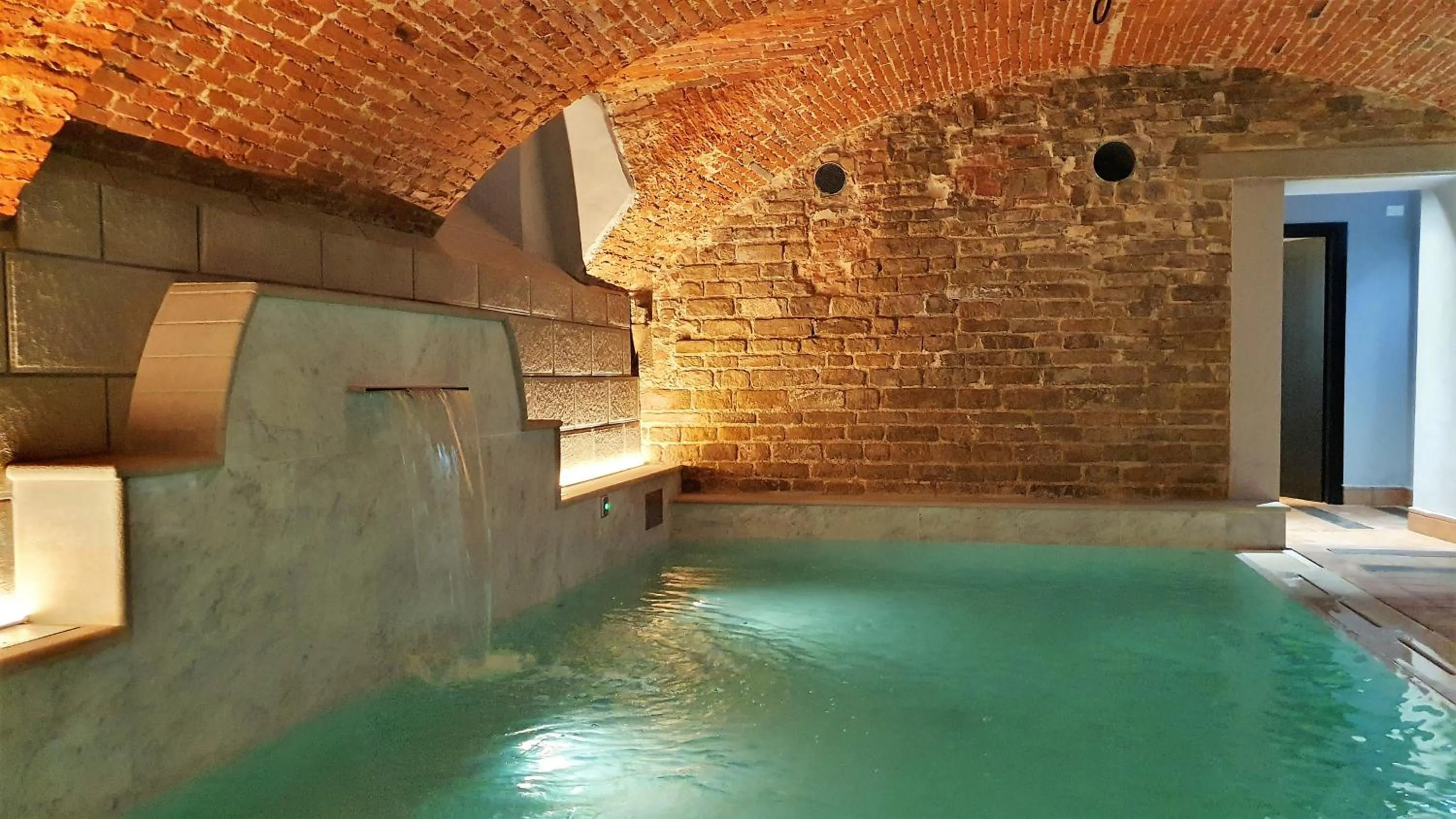 Pool view in Casual Rinascimento Firenze