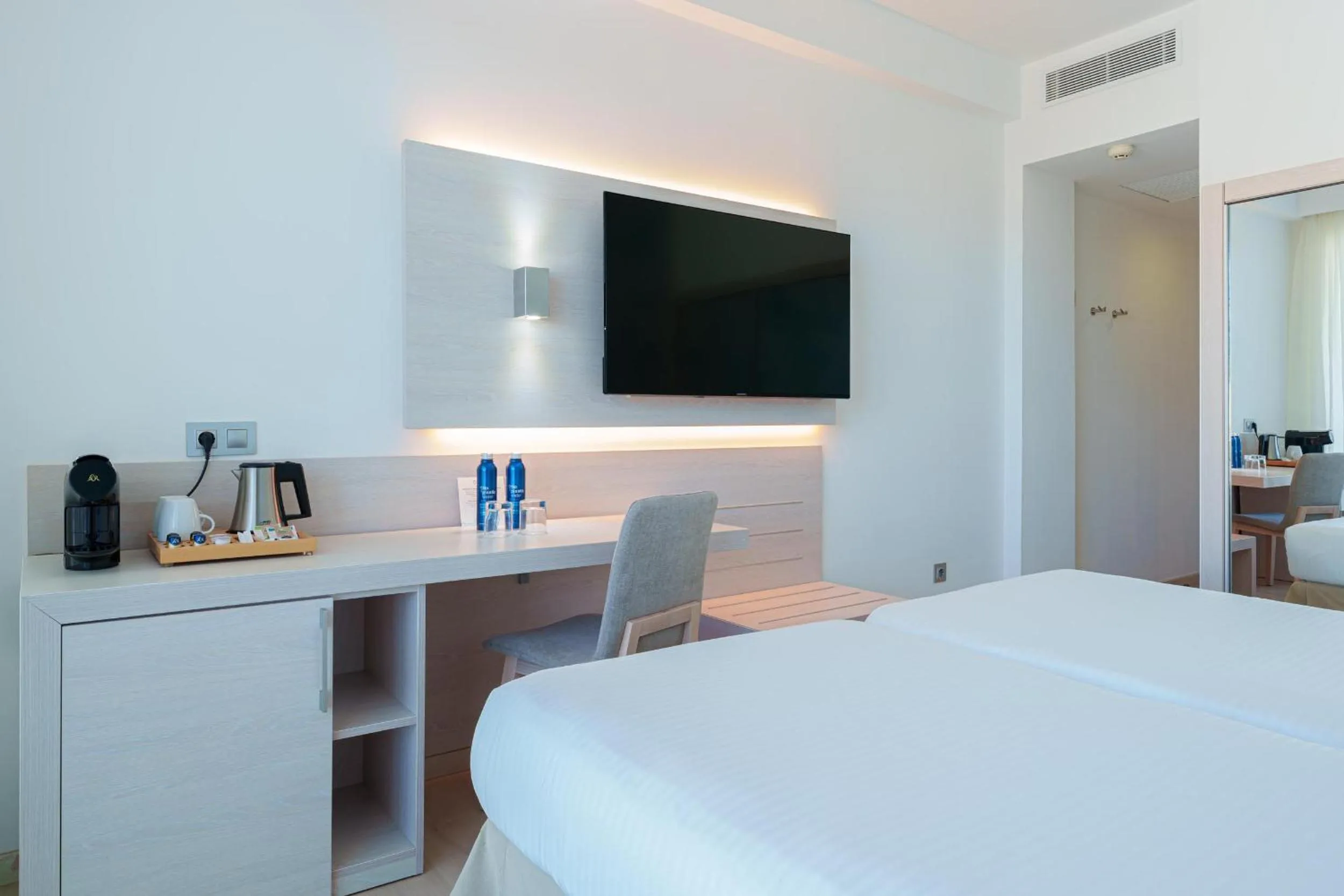 Decorative detail, Bed in Caprice Concord Hotel & Spa