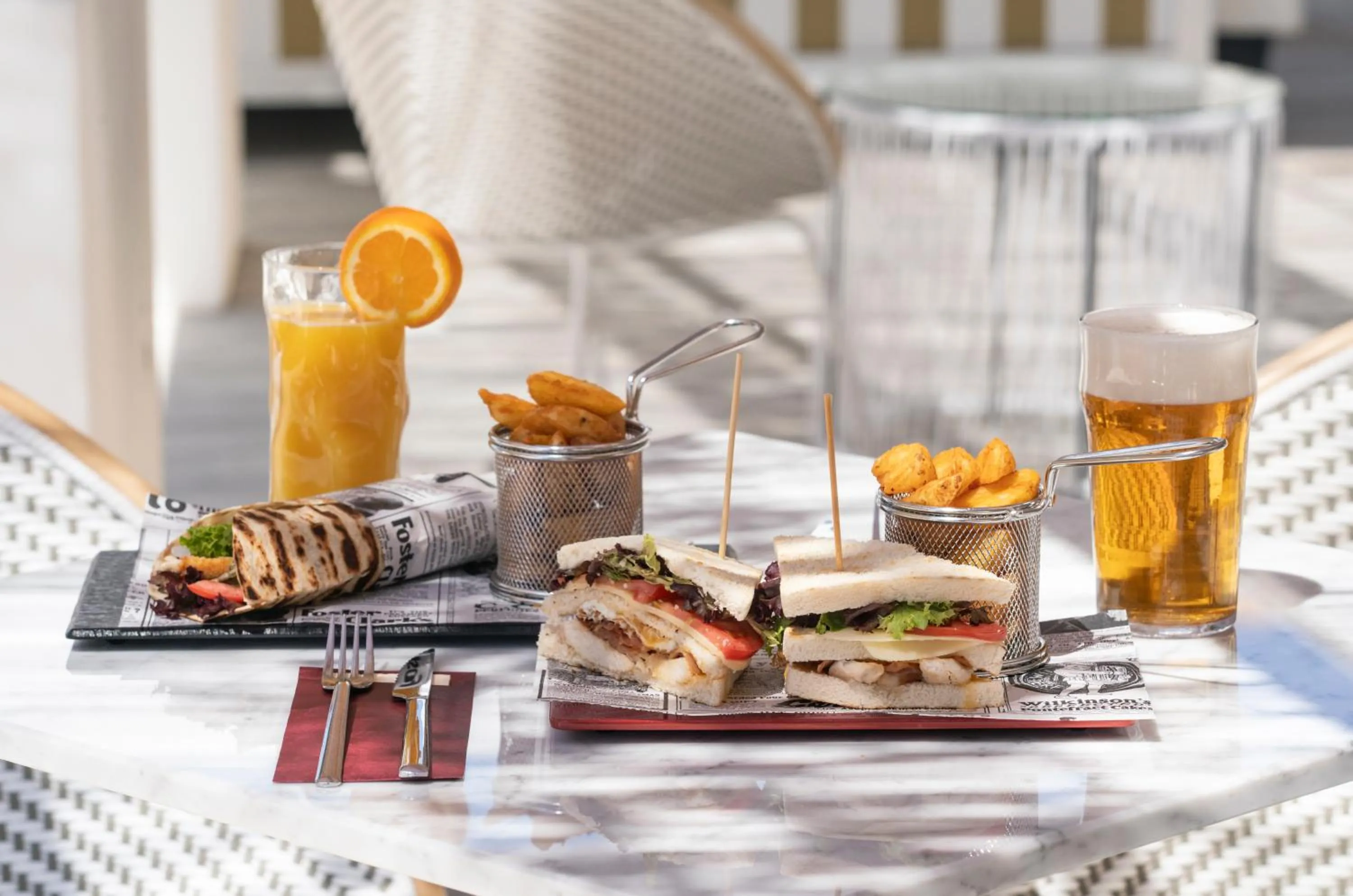 Restaurant/places to eat in Caprice Concord Hotel & Spa