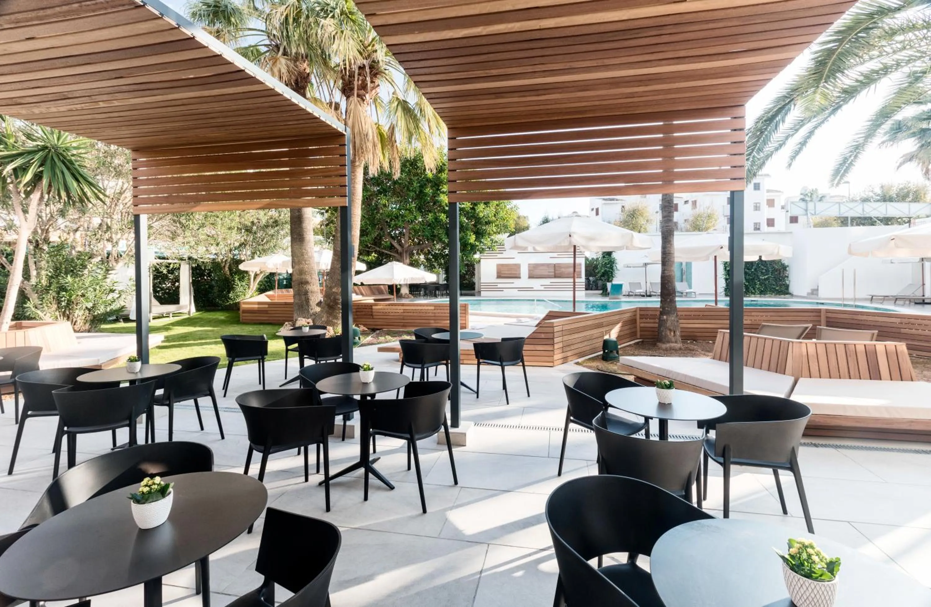 Lounge or bar in Bordoy Alcudia Port Suites - Adults Only