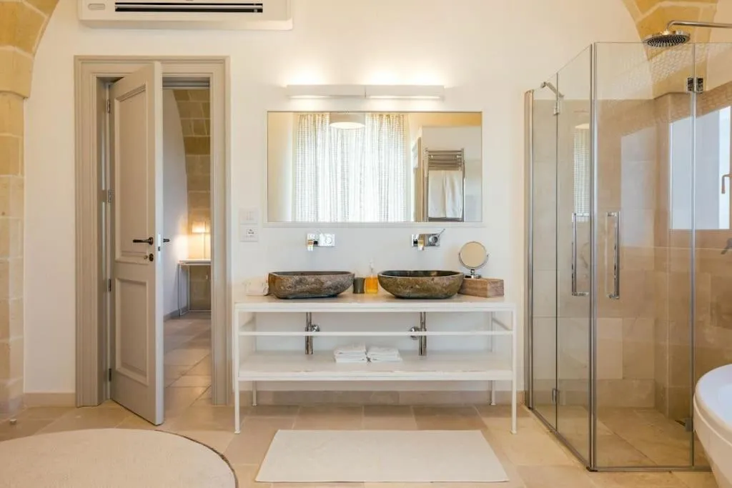 Shower in Villa Bellavista by Raro Villas