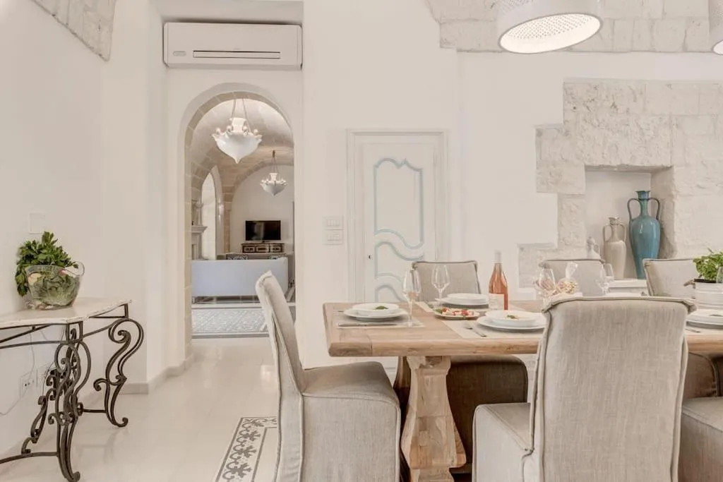 Kitchen or kitchenette in Villa Bellavista by Raro Villas