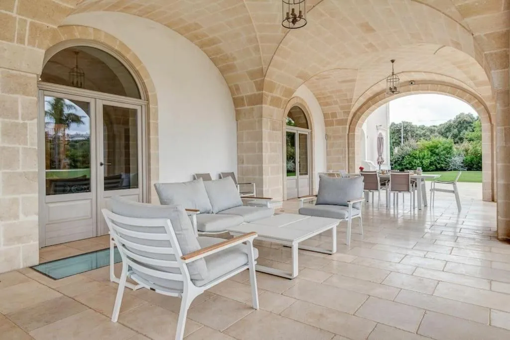 Day in Villa Bellavista by Raro Villas