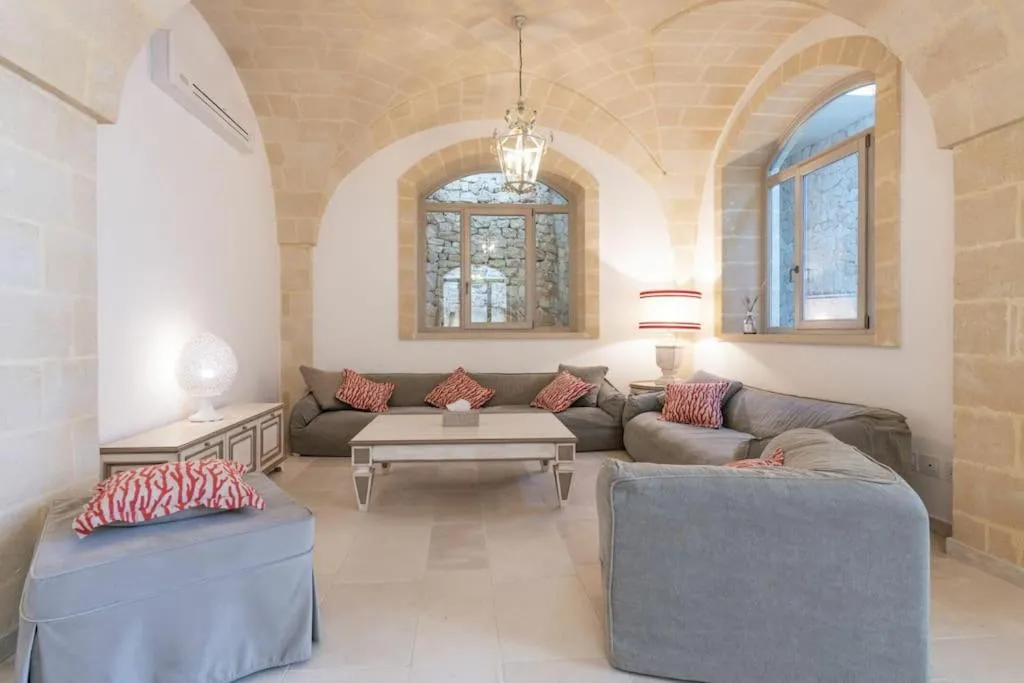 Living room in Villa Bellavista by Raro Villas