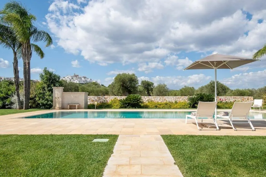 Day in Villa Bellavista by Raro Villas