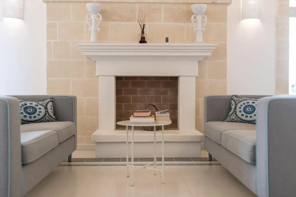Living room in Villa Bellavista by Raro Villas