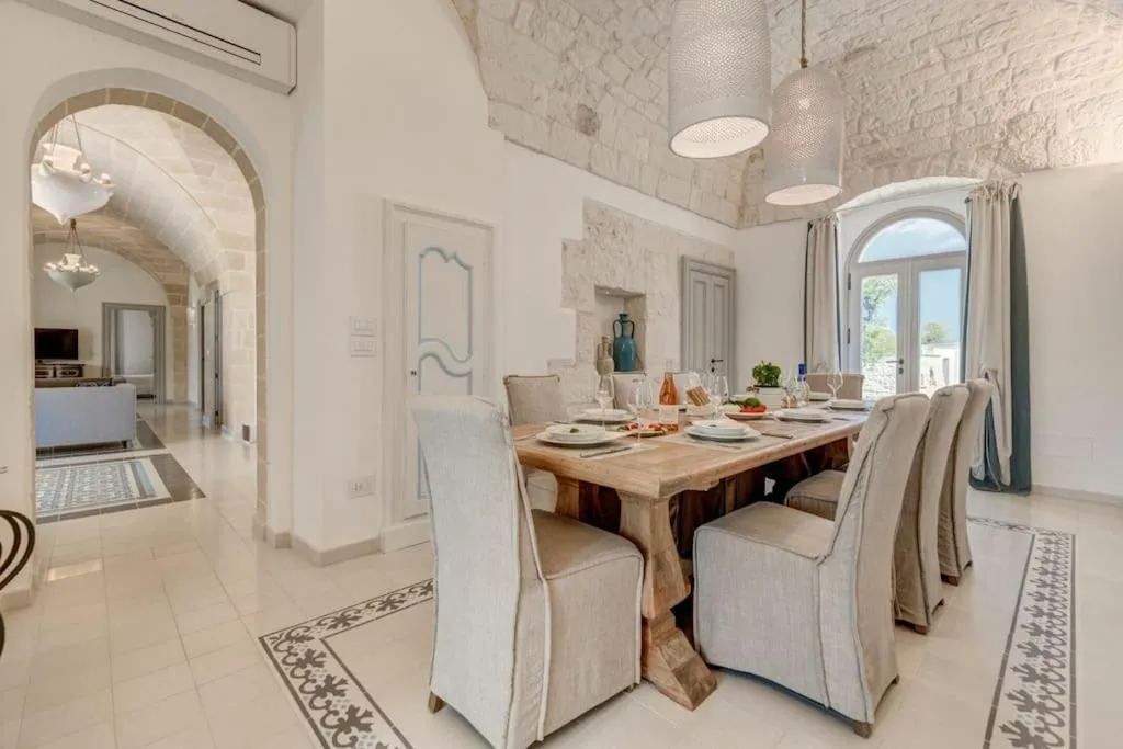 Kitchen or kitchenette in Villa Bellavista by Raro Villas