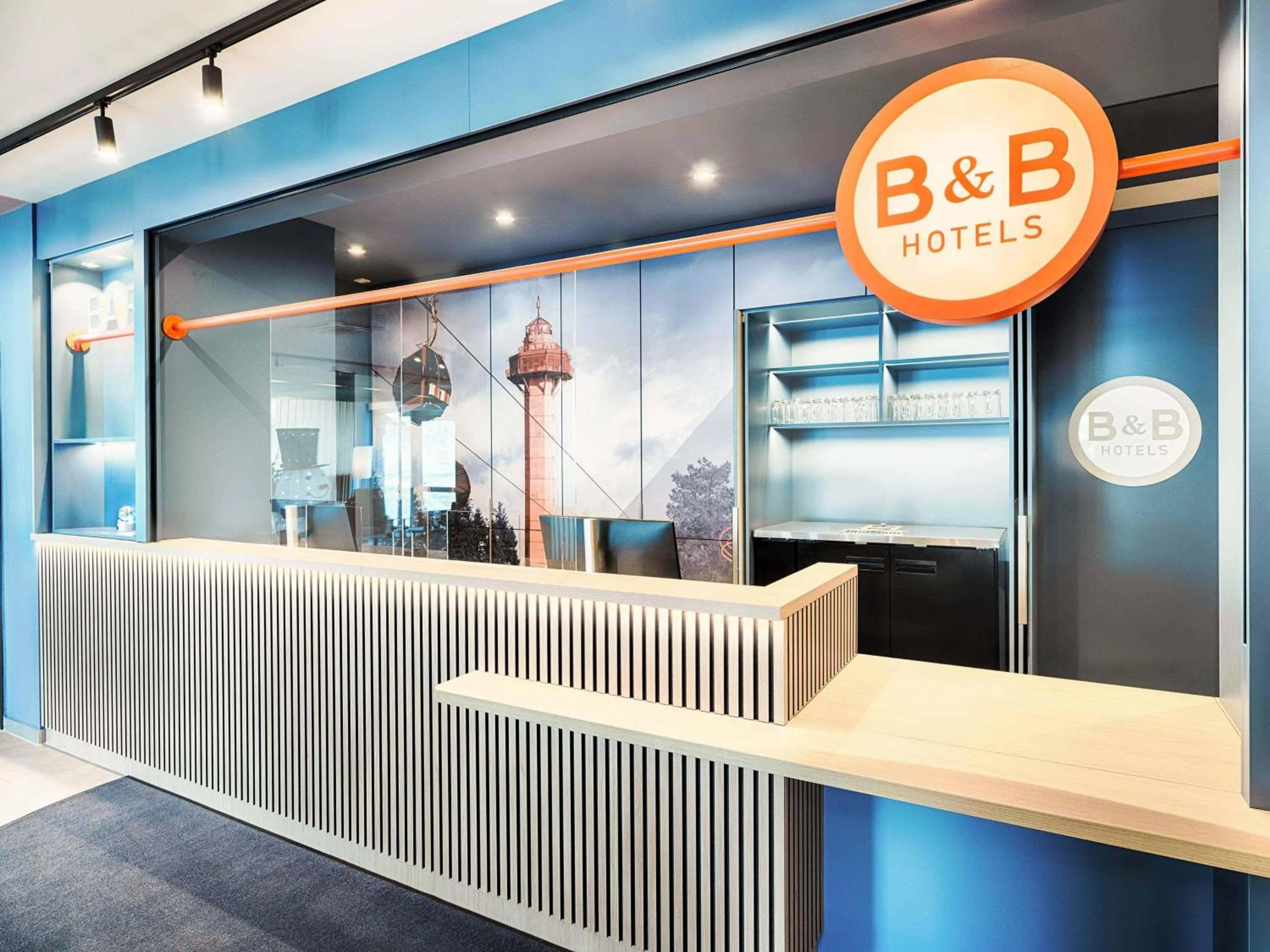 Lobby or reception in B&B Hotel Willingen