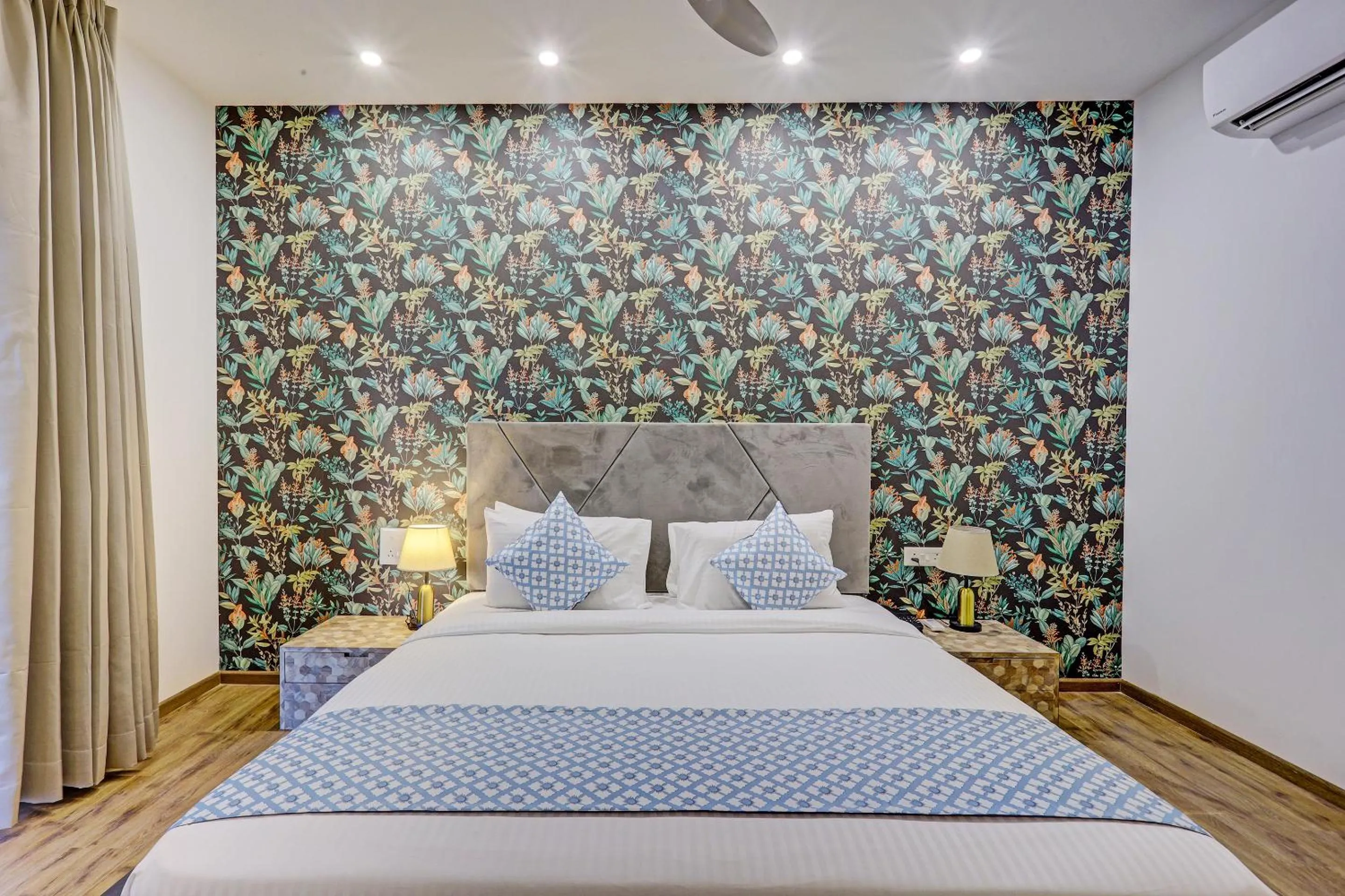 Bedroom, Bed in CoCasa Boutique Hotel