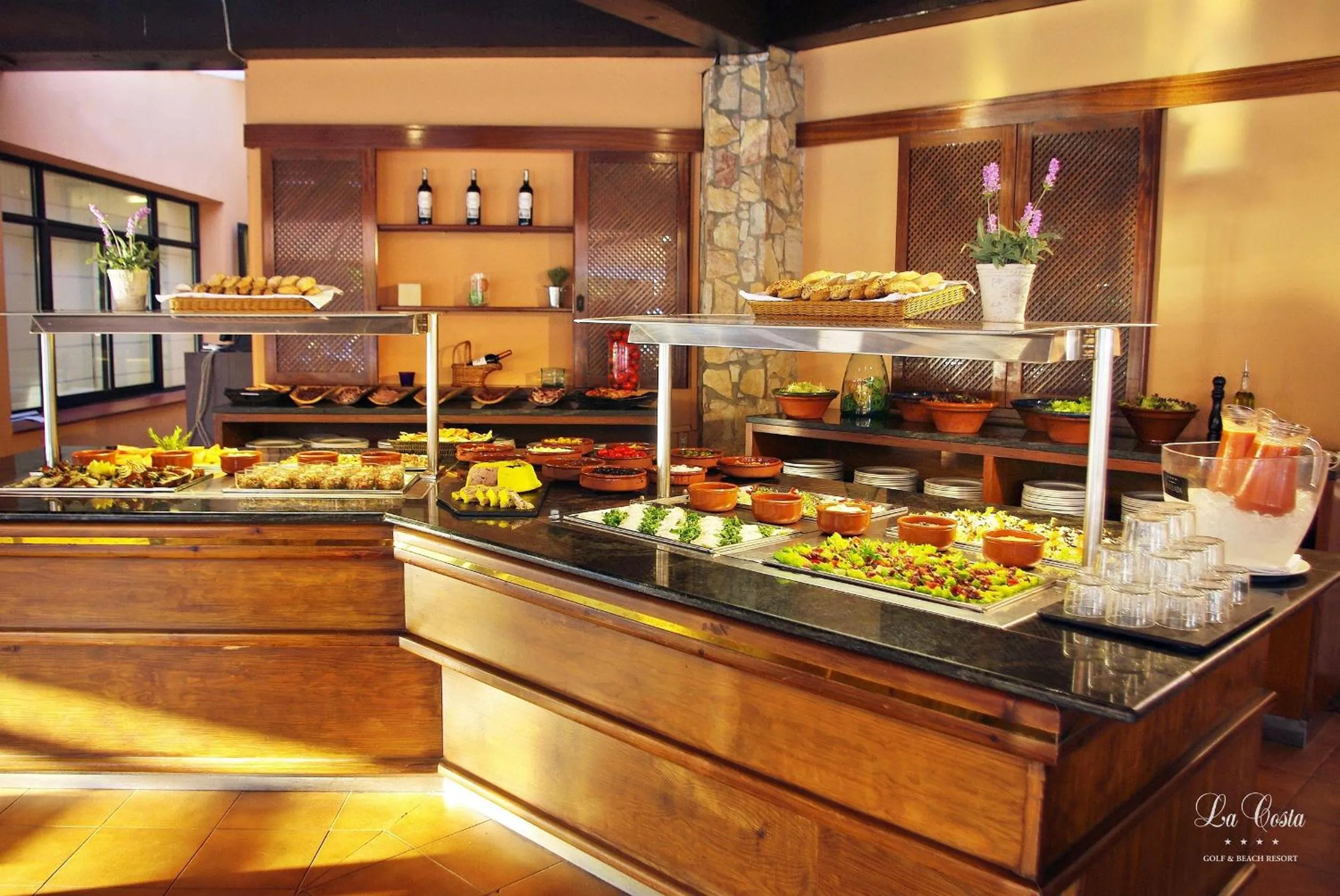 Restaurant/places to eat in La Costa Hotel Golf & Beach Resort