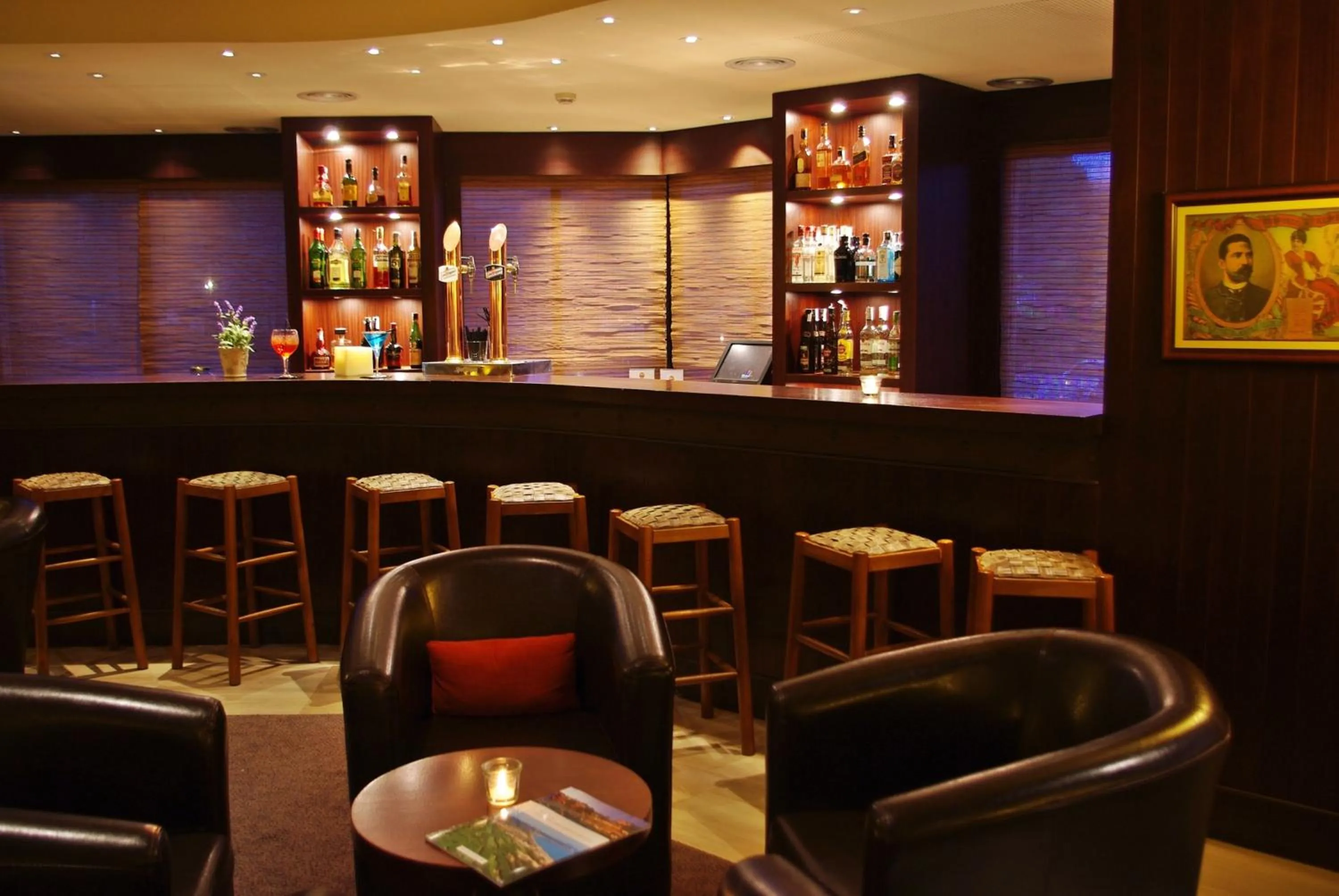 Lounge or bar in La Costa Hotel Golf & Beach Resort