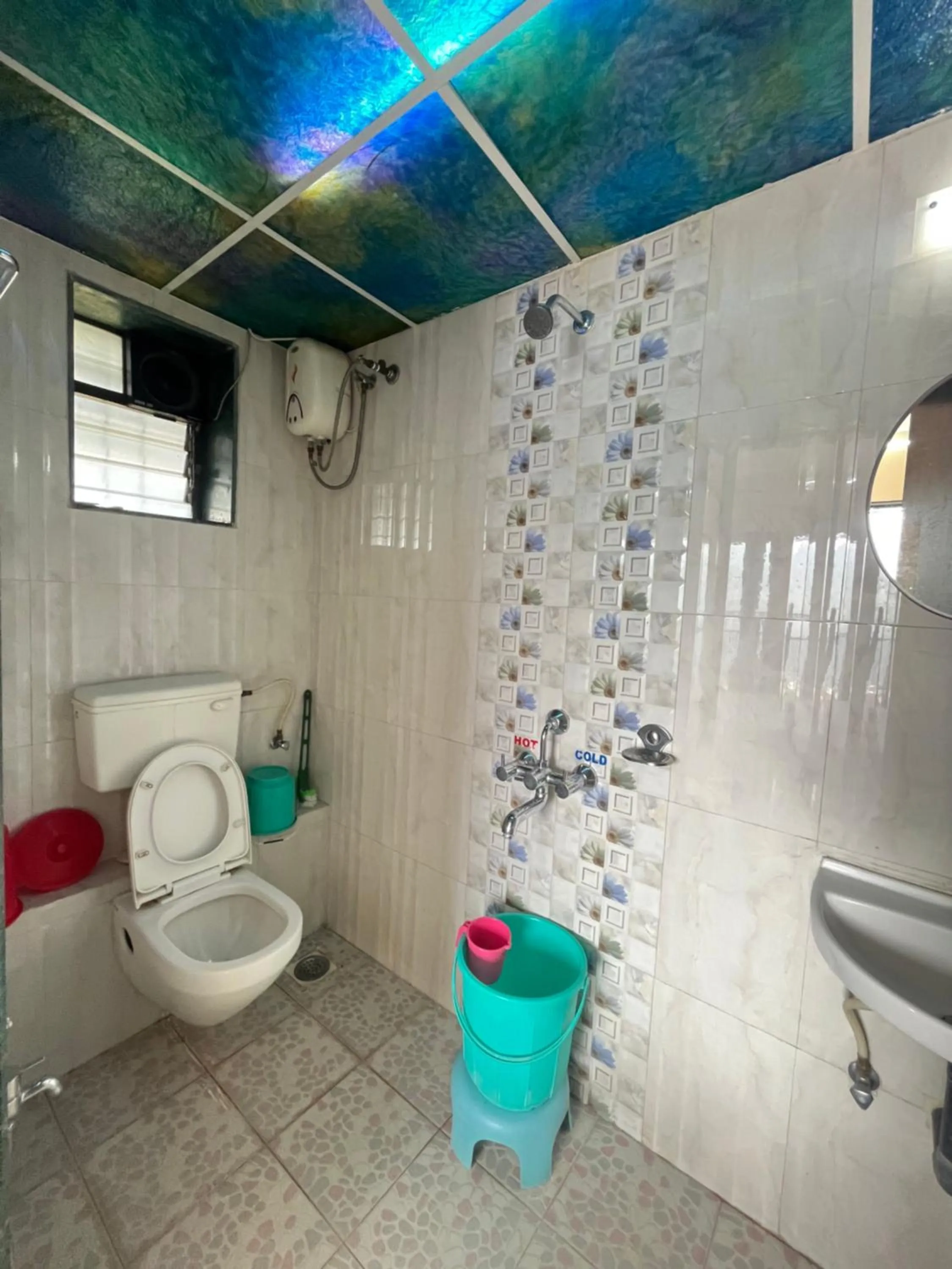 Shower in S2 Residency