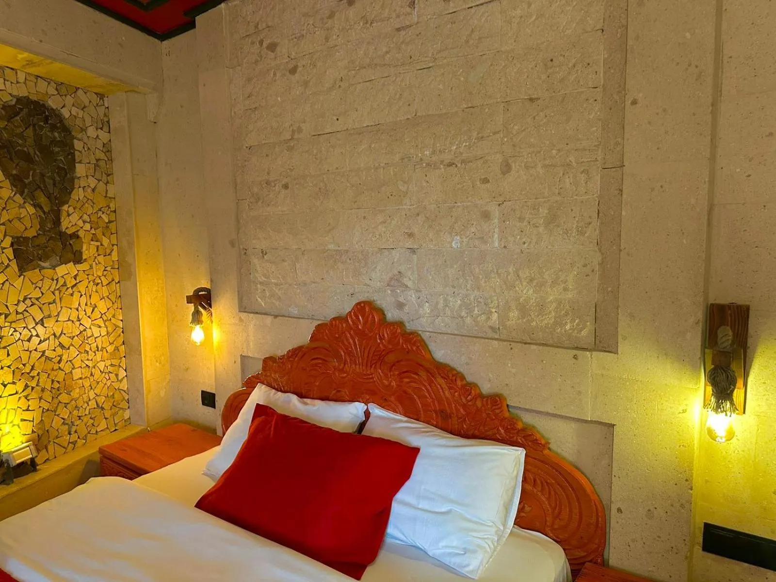 Bed in Gemosa Cappadocia Hotel