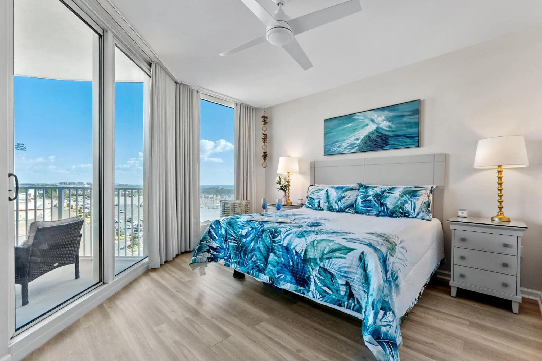 Bedroom, Bed in 5 Star Resort 6th fl 2BR 2 BATH King Suite Shuttle Pools Family