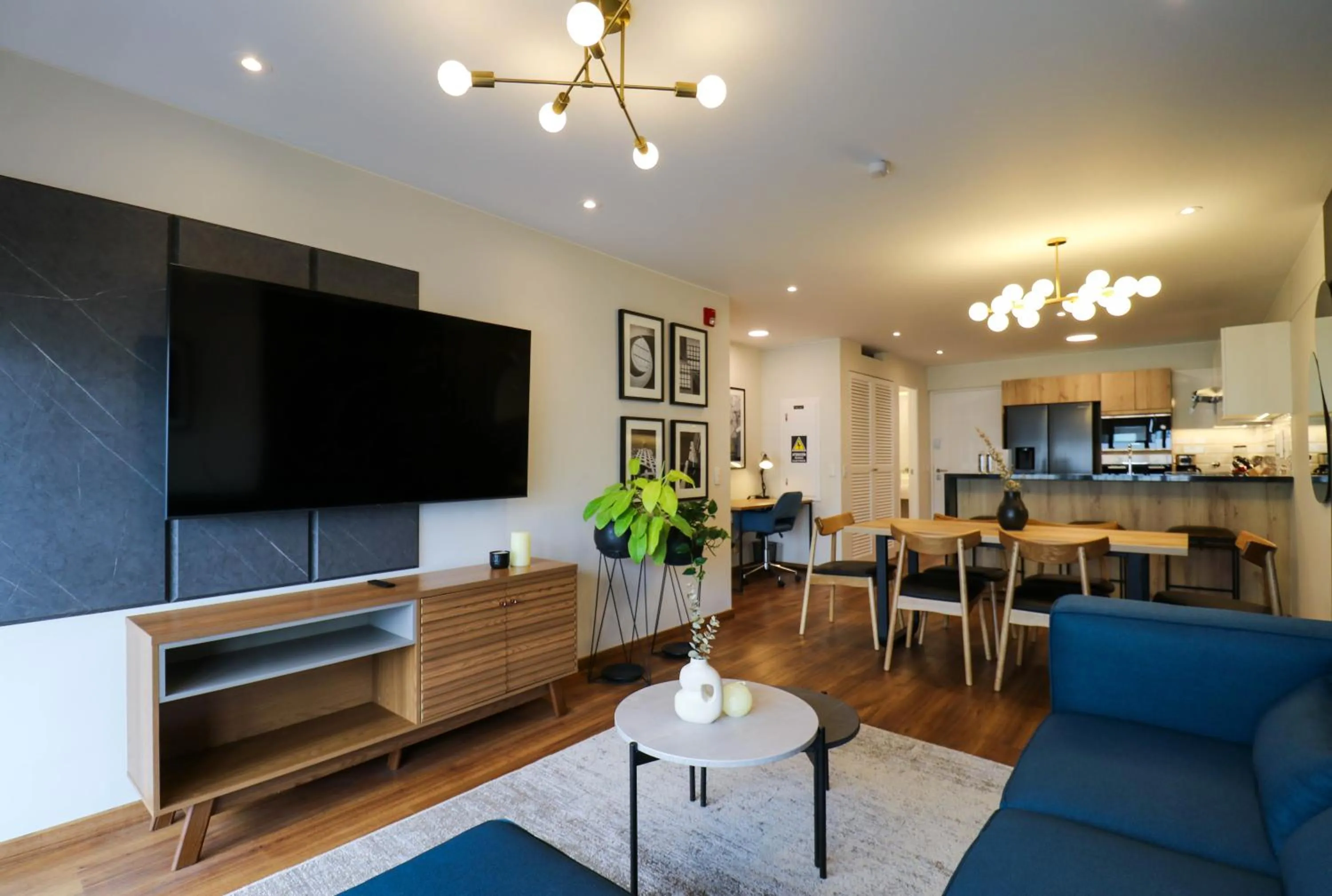 Alcanfores 1262 by Wynwood House