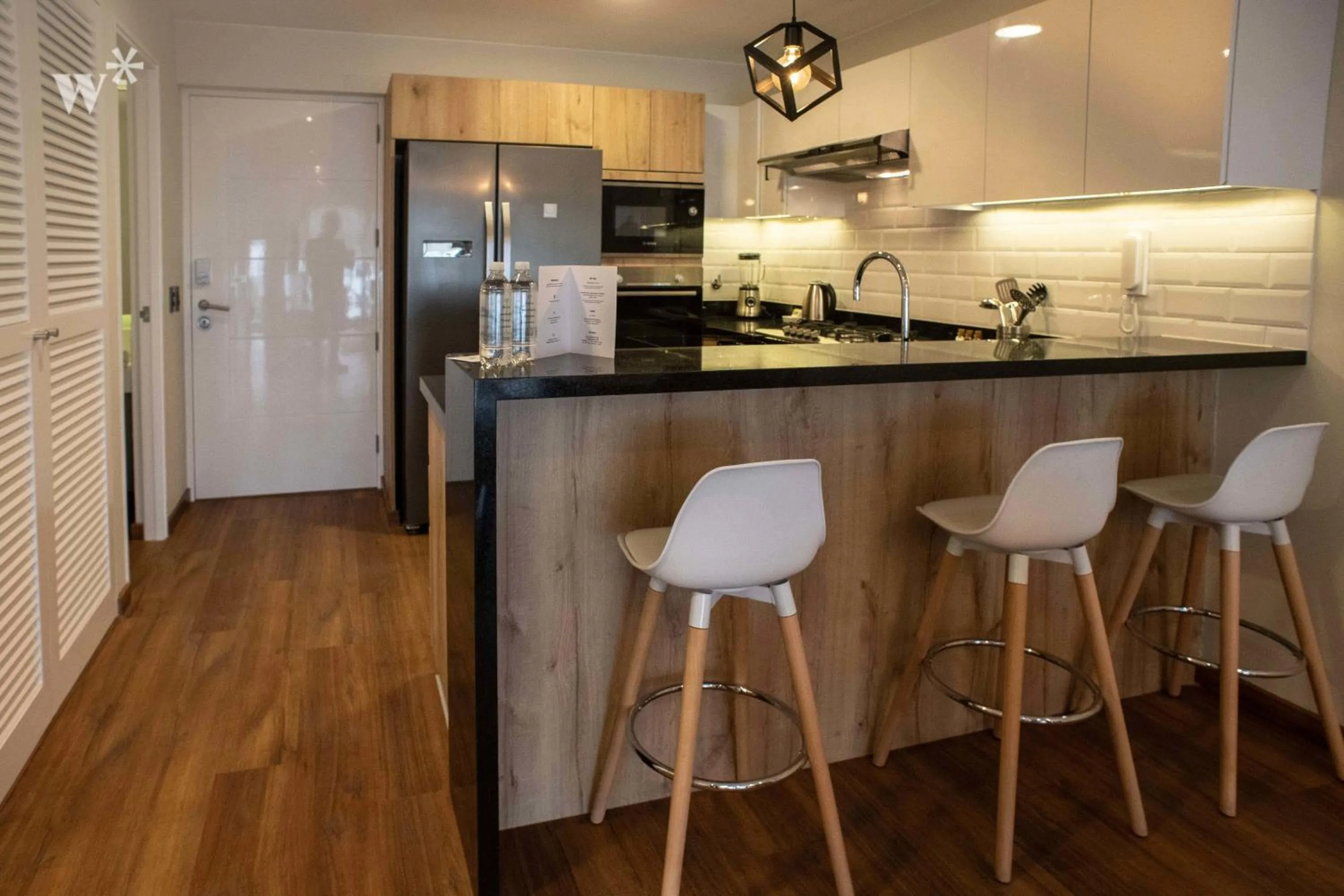 Alcanfores 1262 by Wynwood House