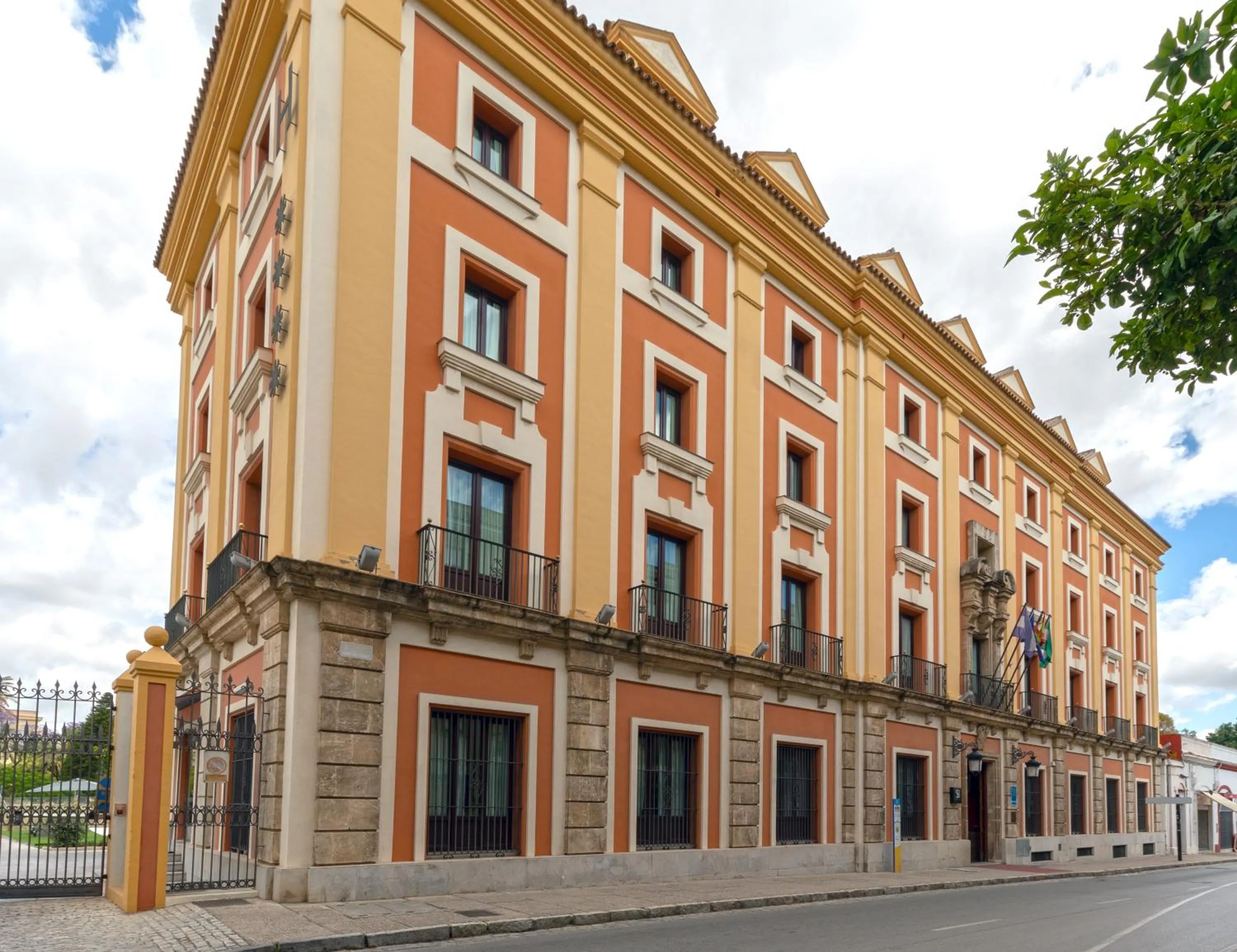 Facade/entrance in Hotel Soho Boutique Jerez