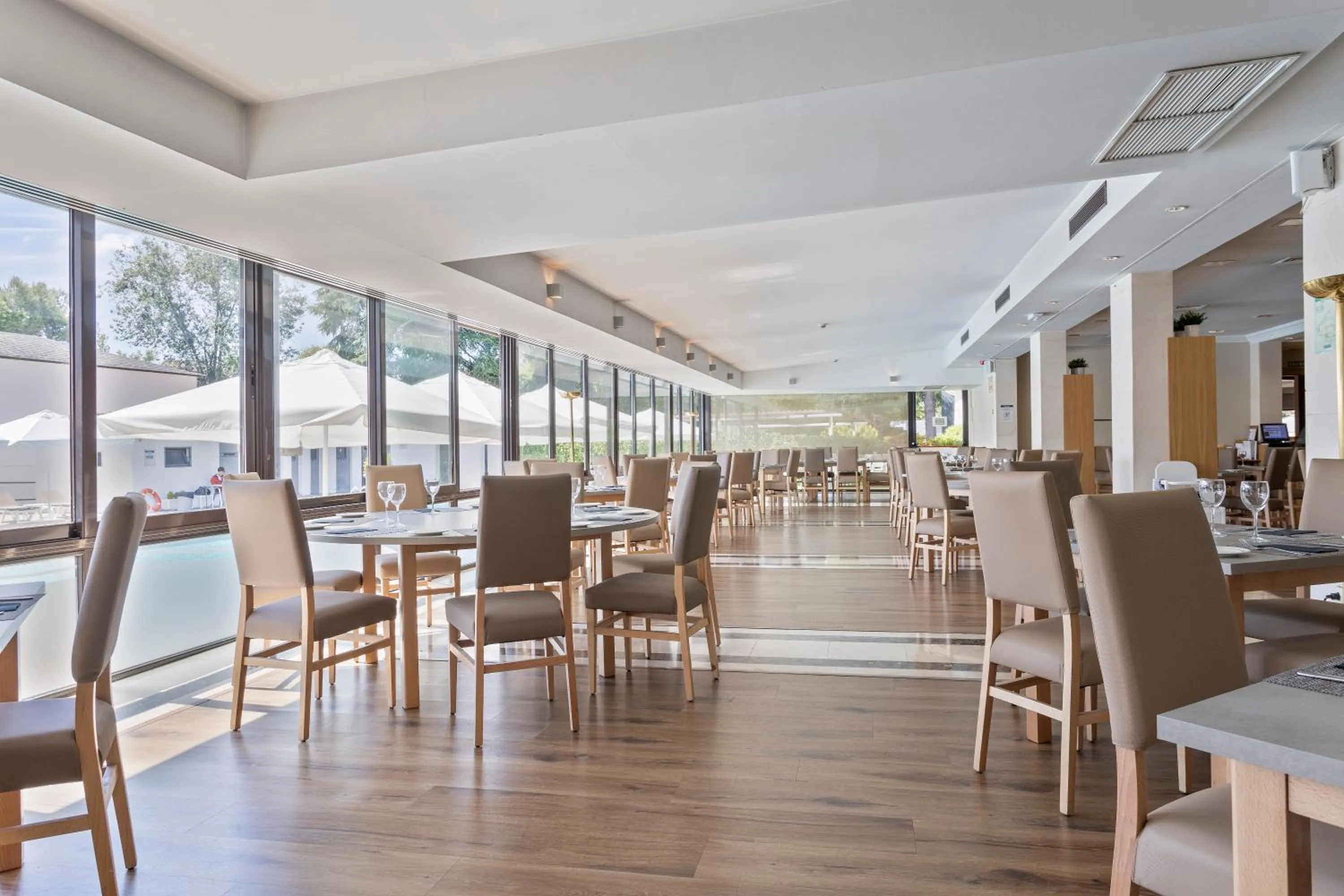 Restaurant/places to eat in Hotel Best Osuna