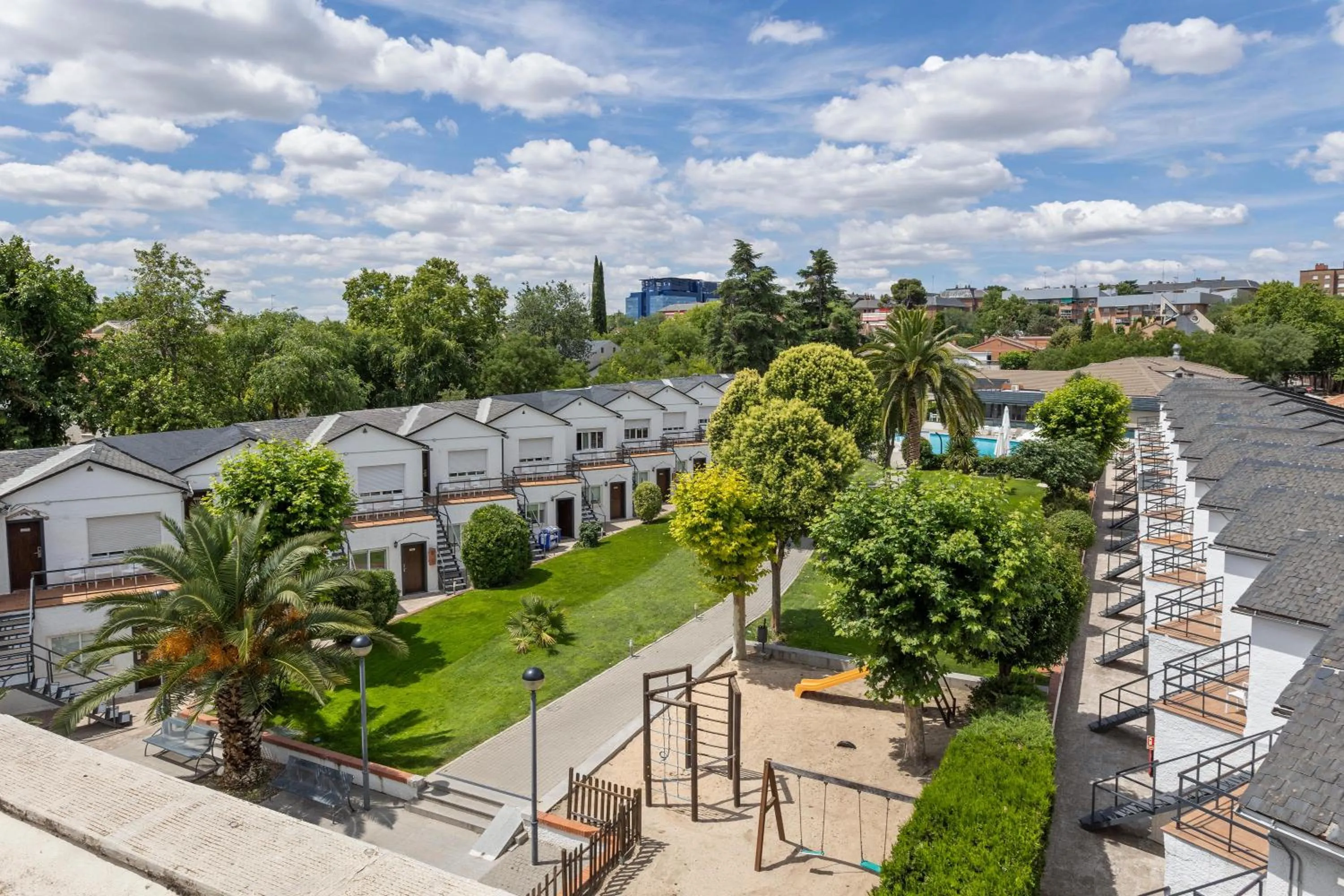 Property building in Hotel Best Osuna