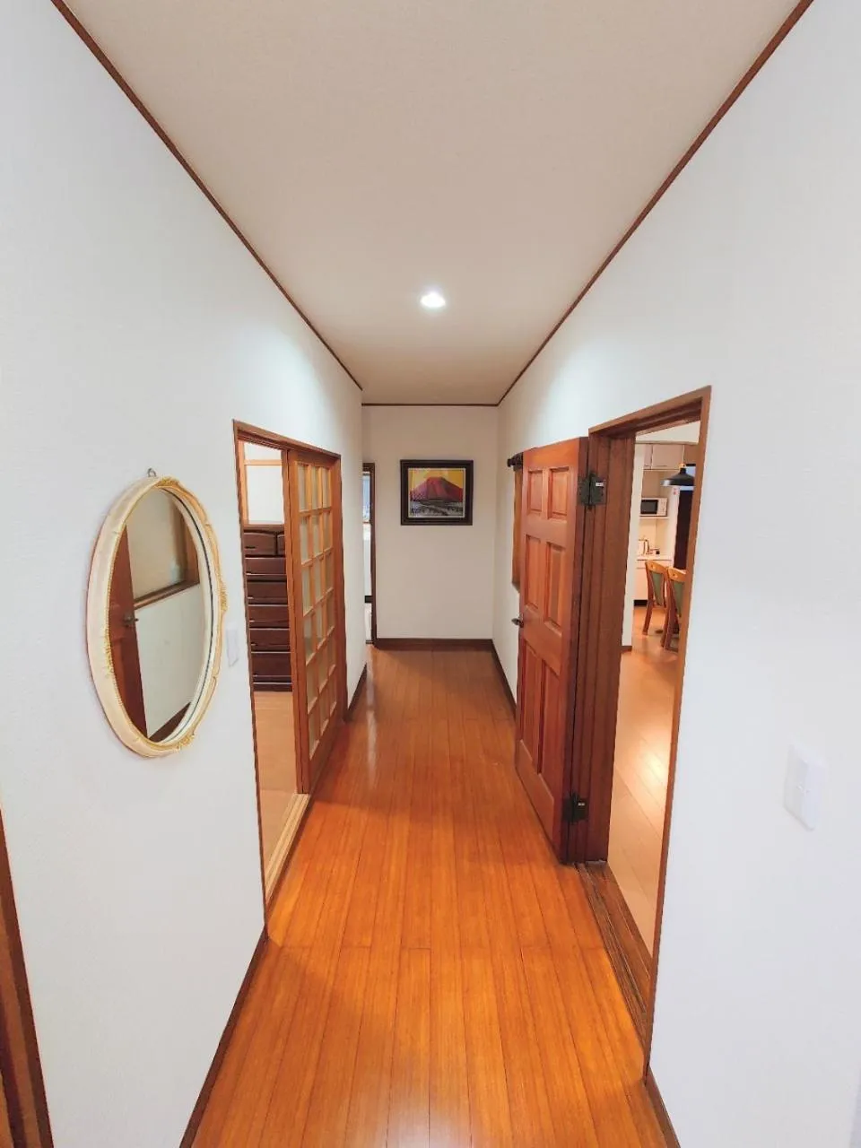 season guest house in nishi shinjuku 100 square meters, 4 bedrooms, 2 living rooms