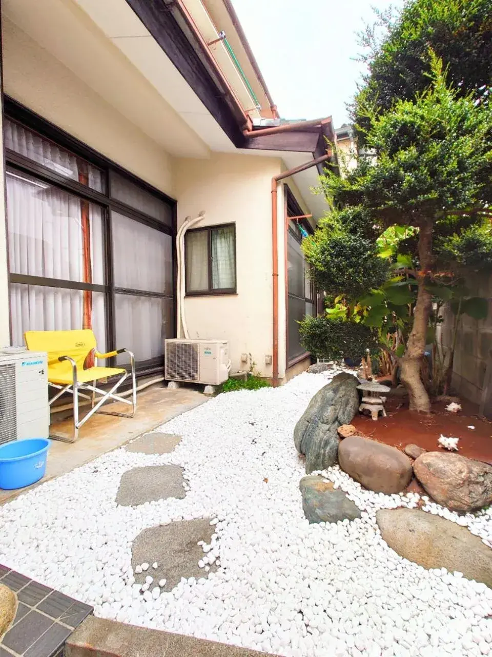season guest house in nishi shinjuku 100 square meters, 4 bedrooms, 2 living rooms season guest house in nishi shinjuku 100 square meters, 4 bedrooms, 2 living rooms