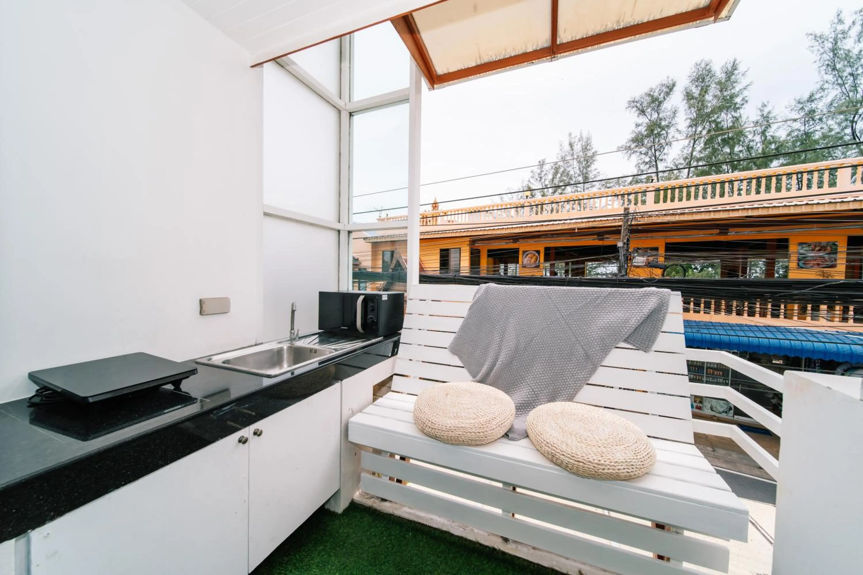 Balcony/Terrace in Catnip Seaside Hotel&Cafe