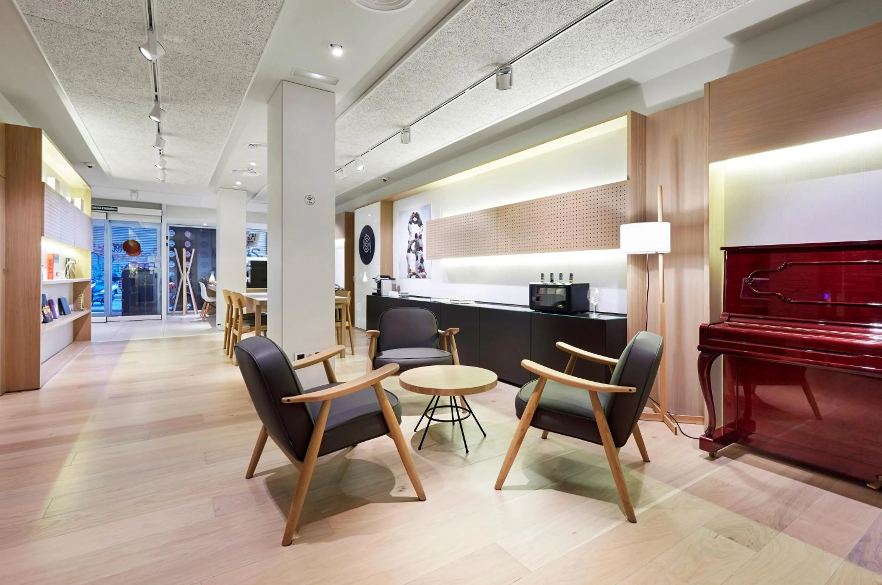 Lobby or reception in Aparthotel Silver