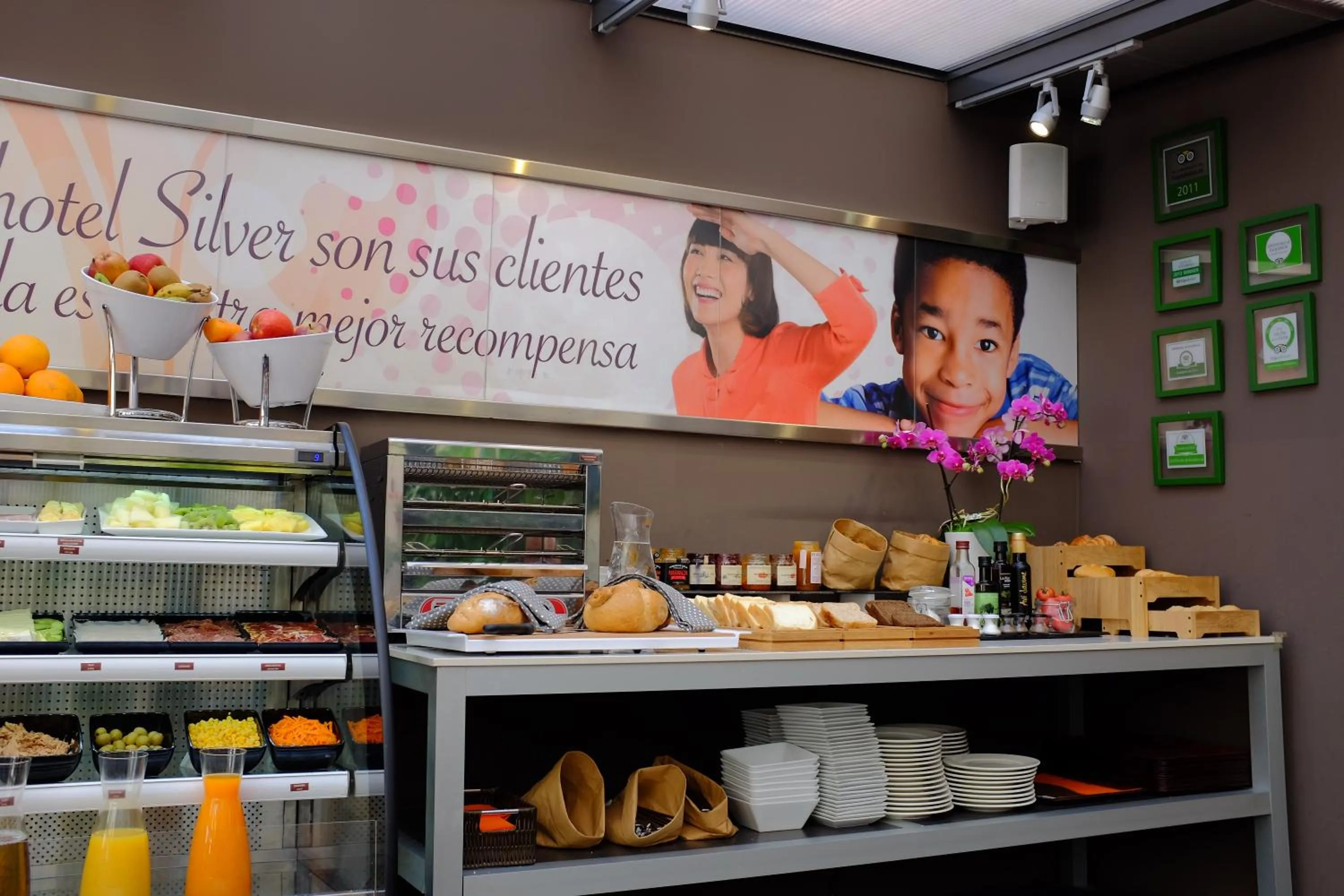 Buffet breakfast in Aparthotel Silver