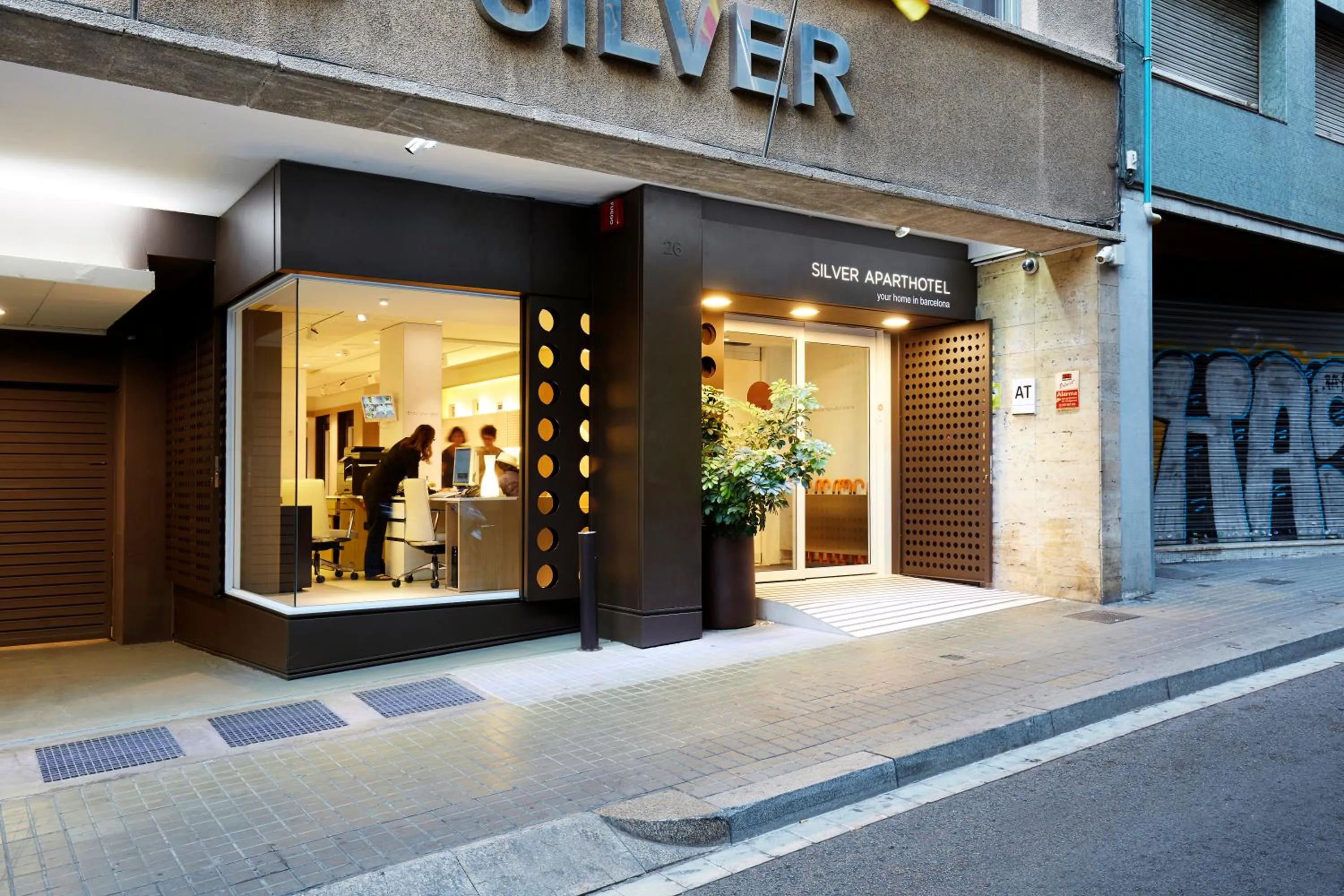 Facade/entrance in Aparthotel Silver