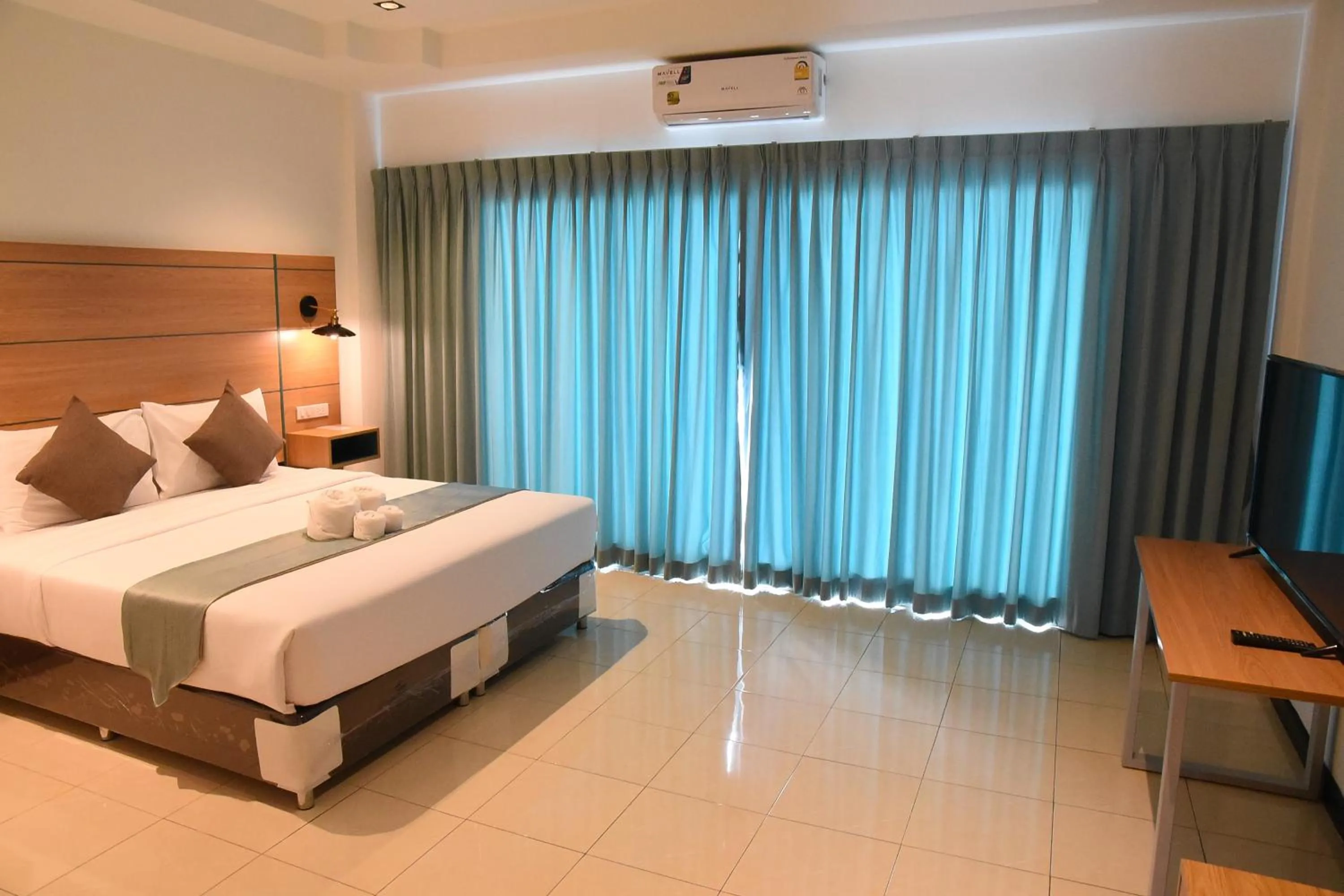 Bed in The Base Inn Pattaya