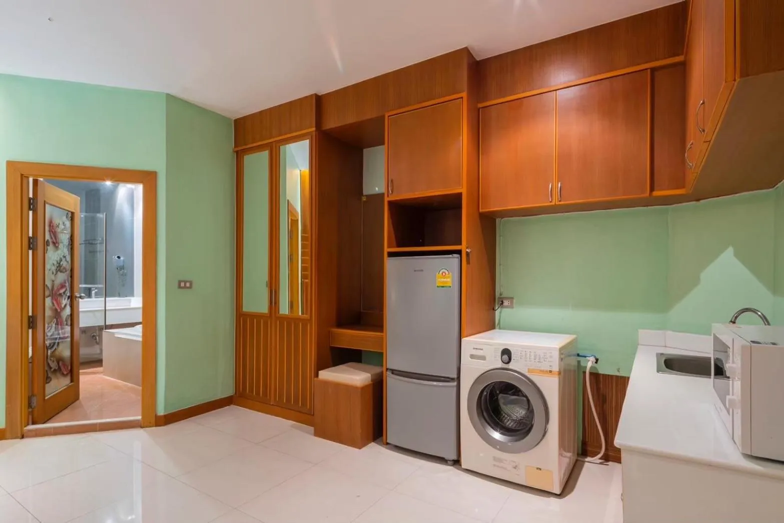 washing machine in Sun Shine Patong