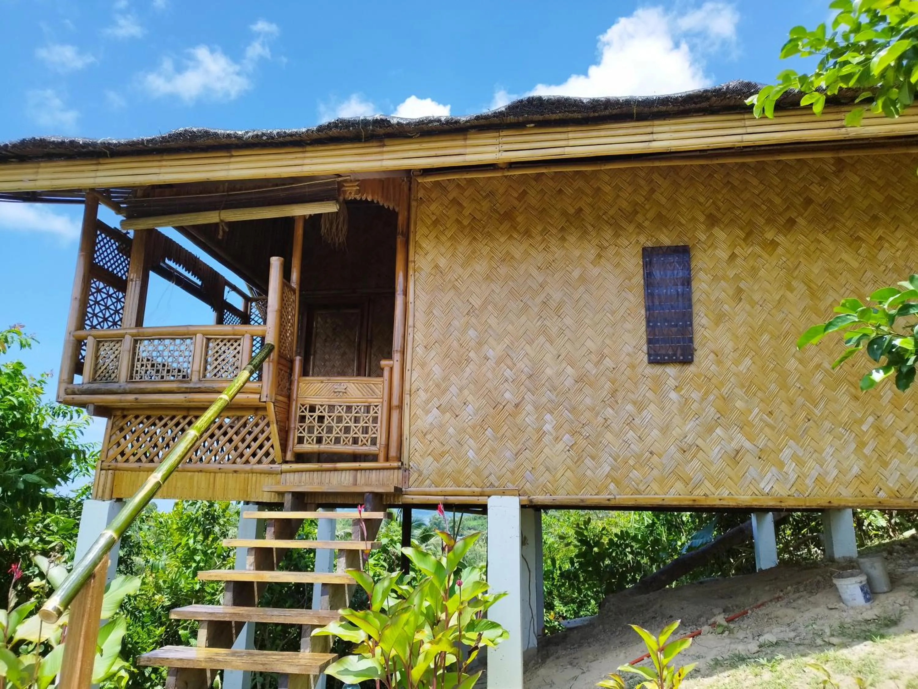 Property building in Ocean Green Eco Lodge