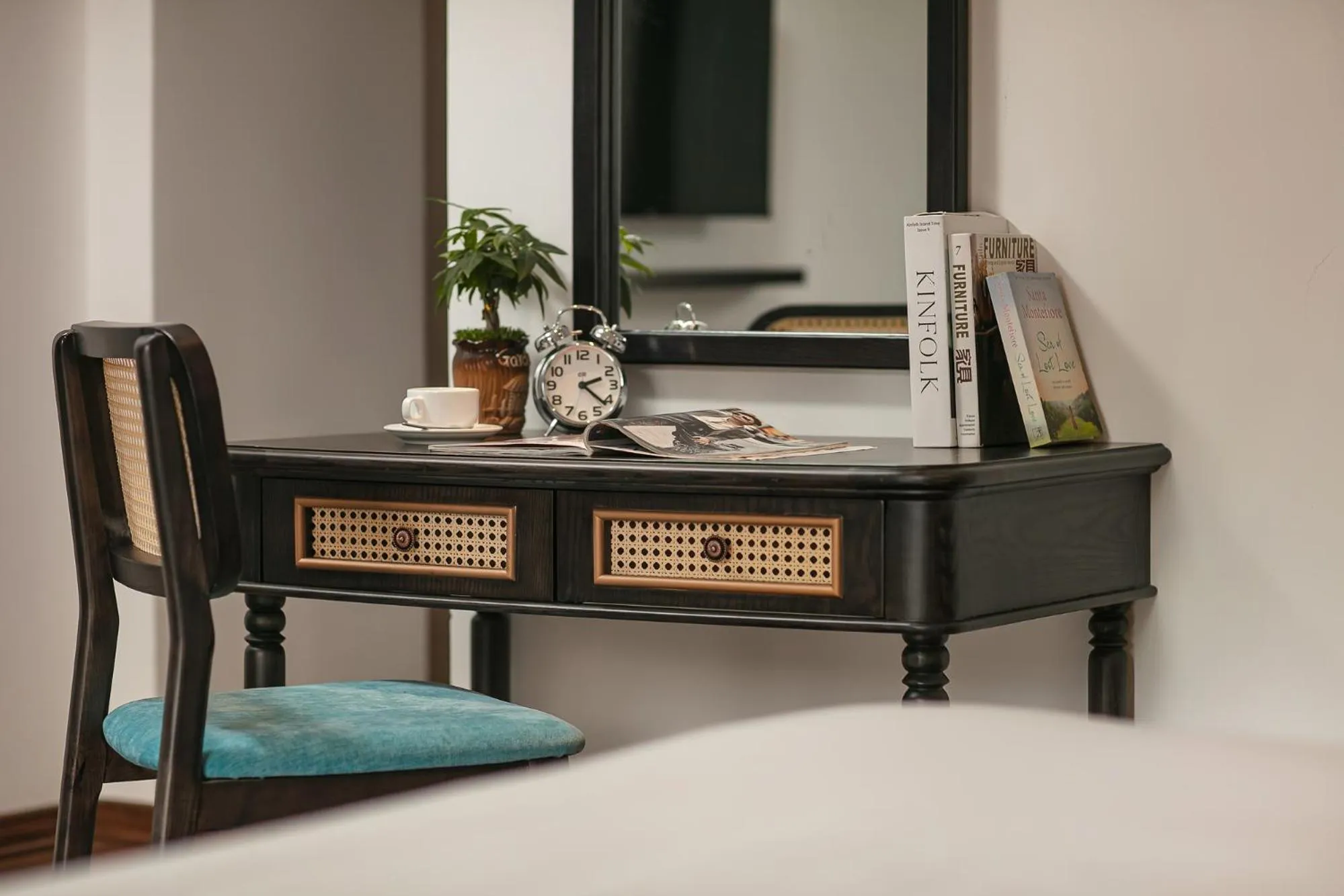 Seating area in Media Central Hotel & Spa