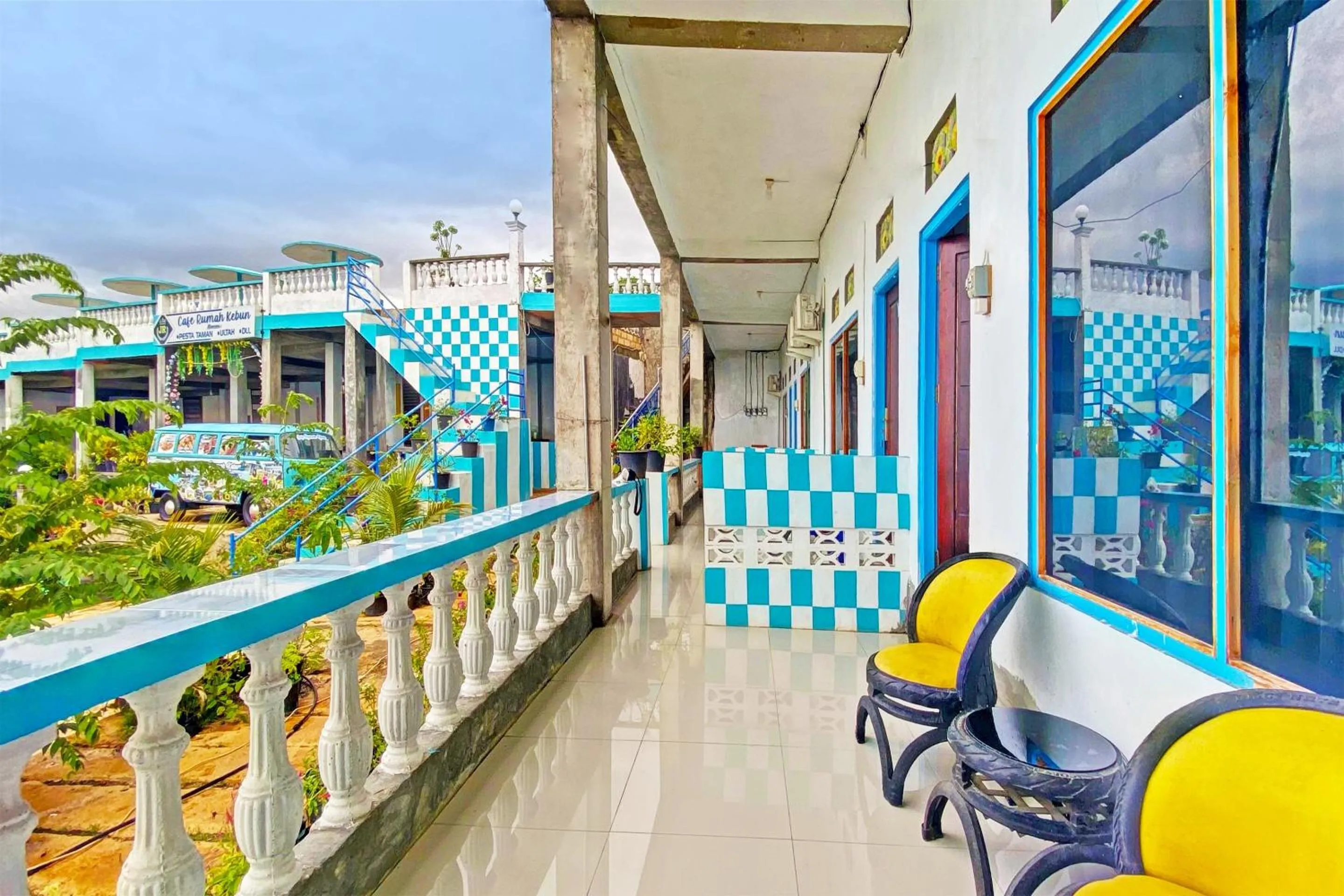 Lobby or reception in OYO 91927 Homestay Kebun