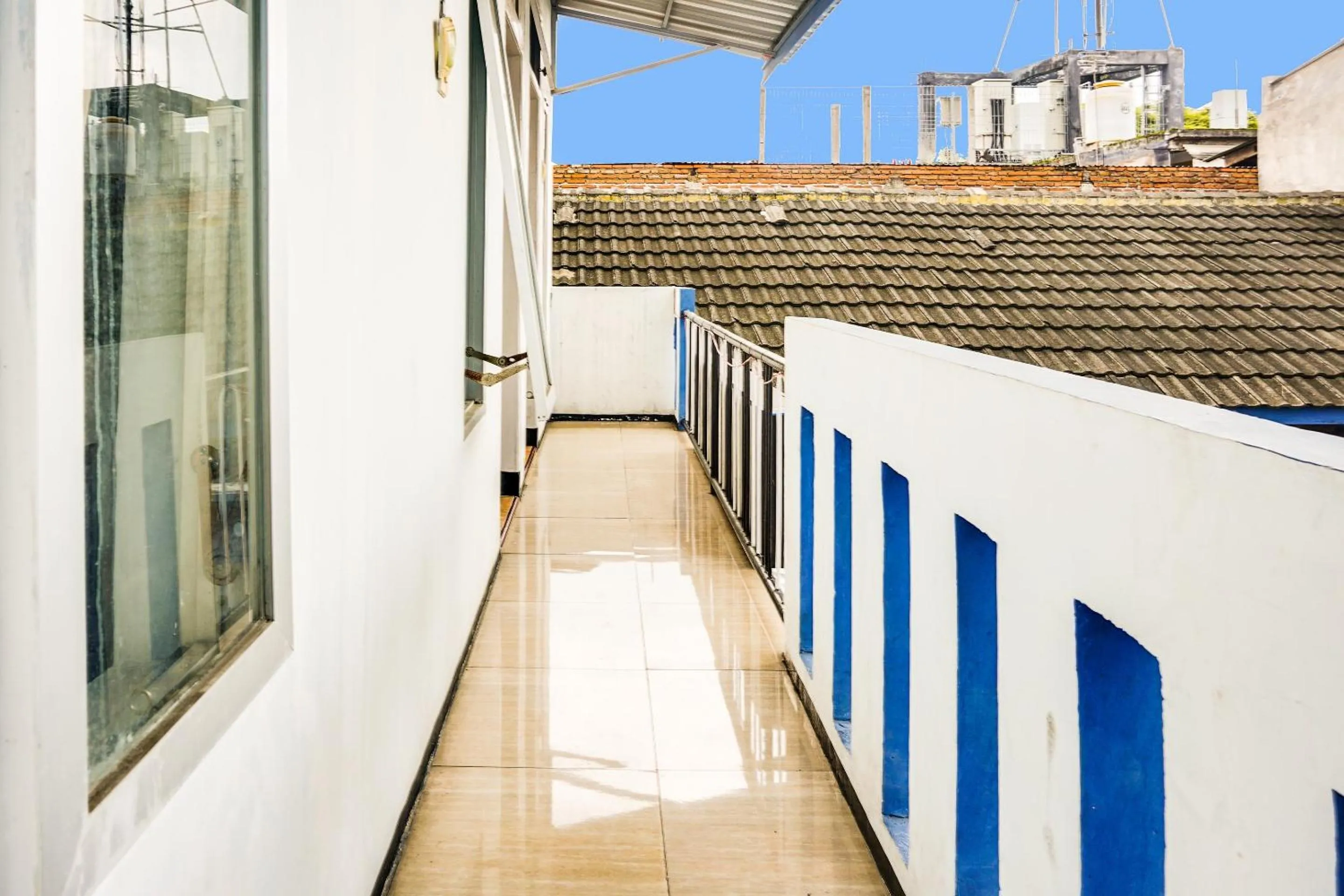 Lobby or reception in OYO 91926 Serayu Sumbersari Homestay