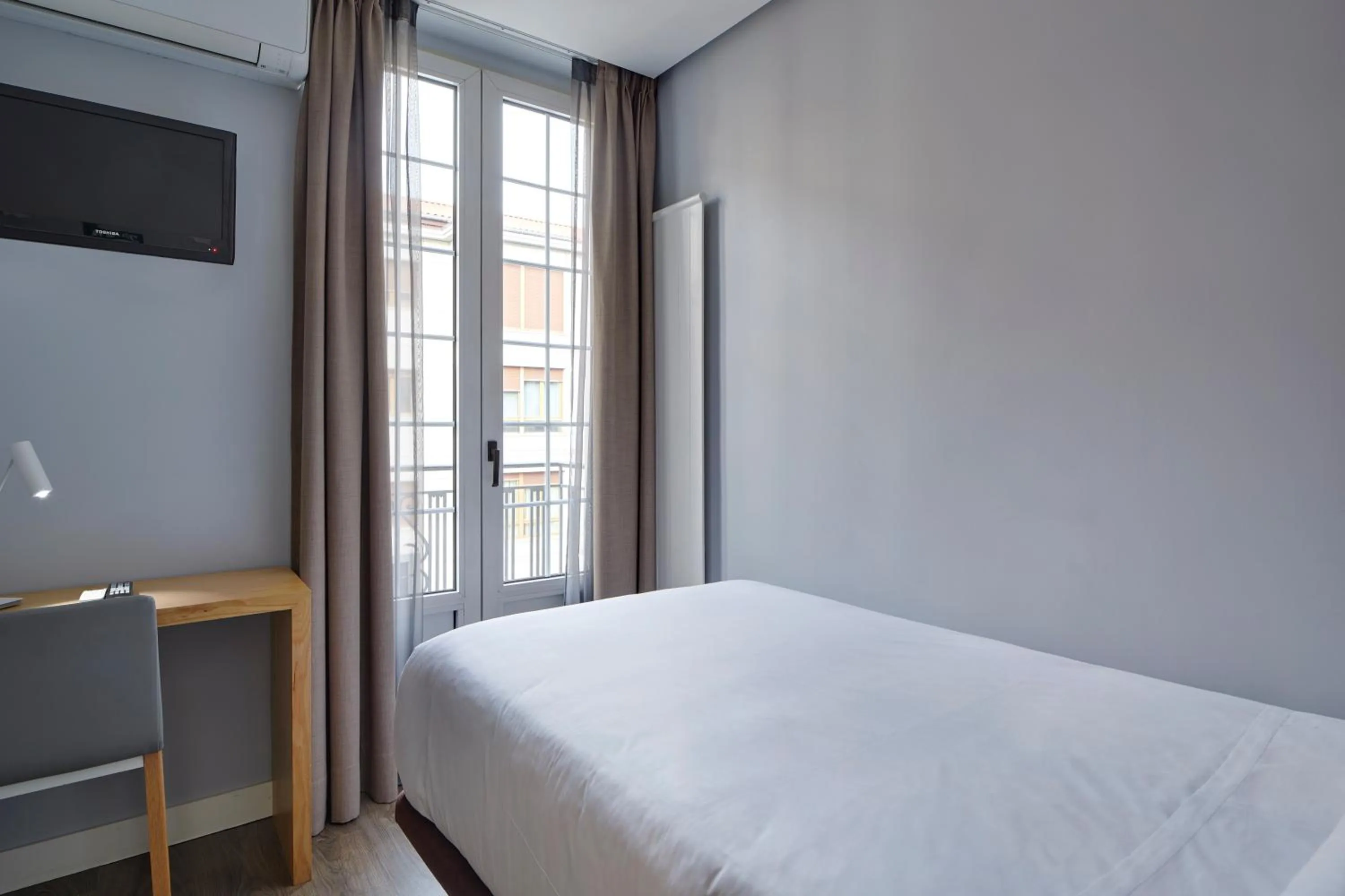 Bed in Hotel Avenida