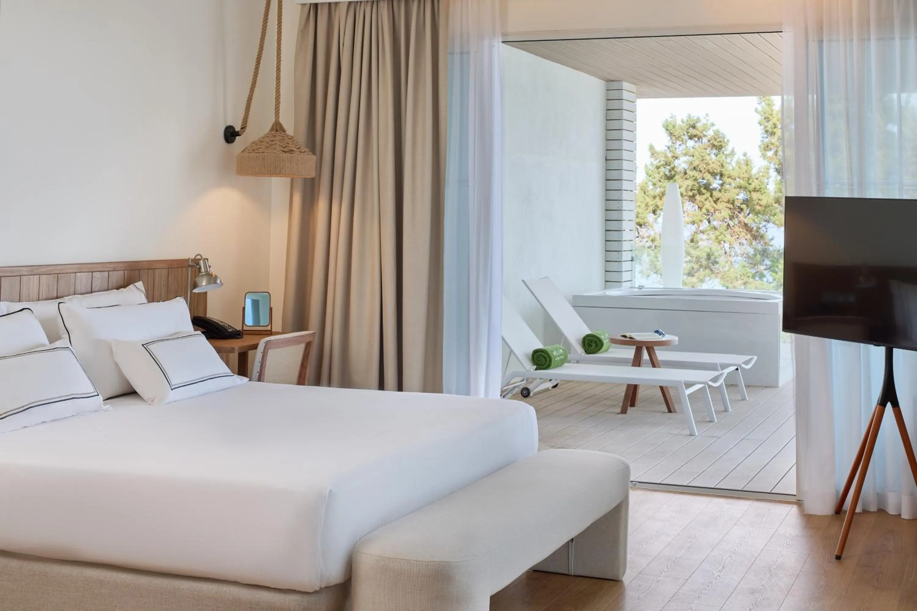 Bed in Melia Ibiza - Adults Only