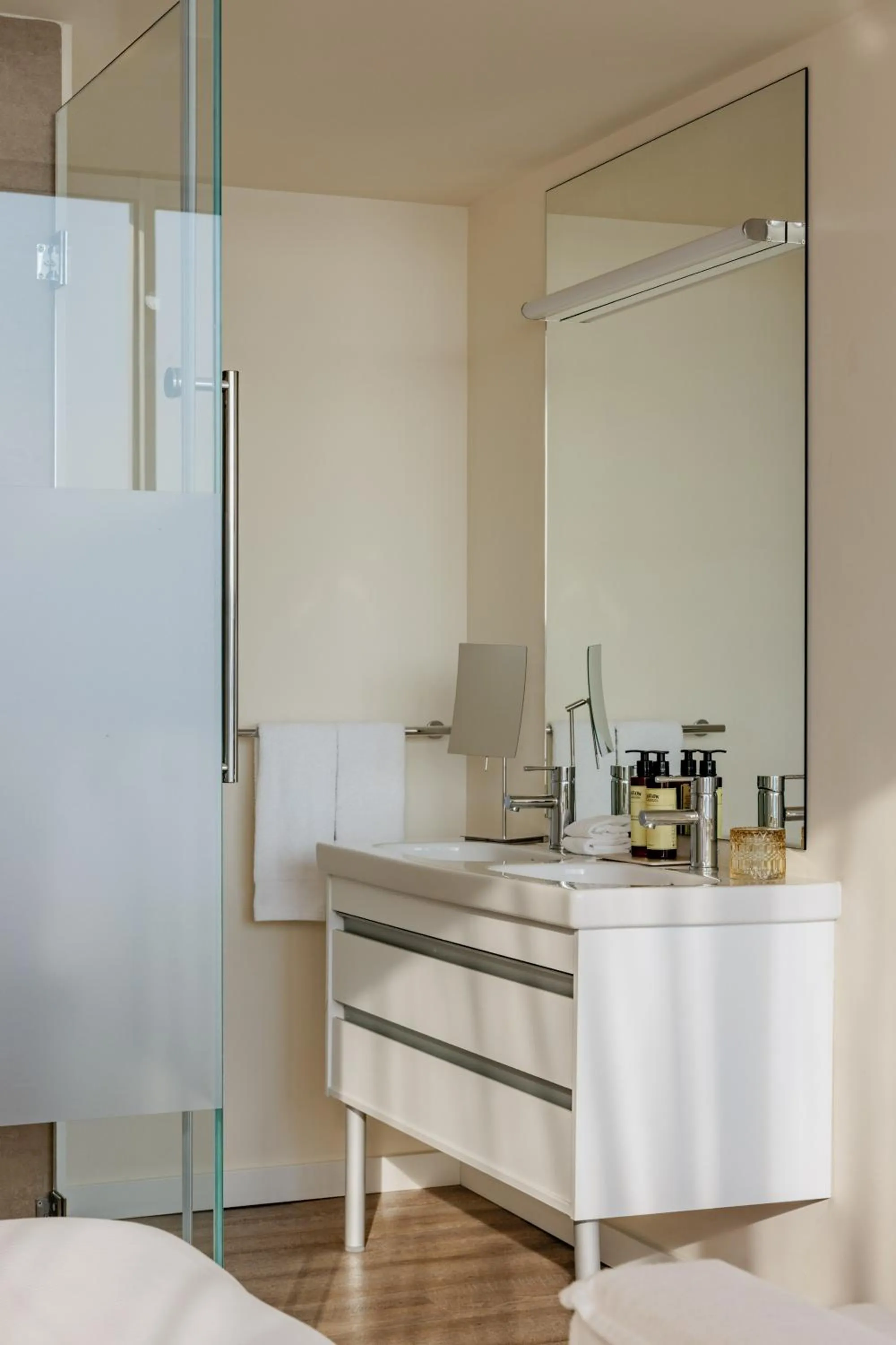 Bathroom, Bed in ME Ibiza - The Leading Hotels of the World