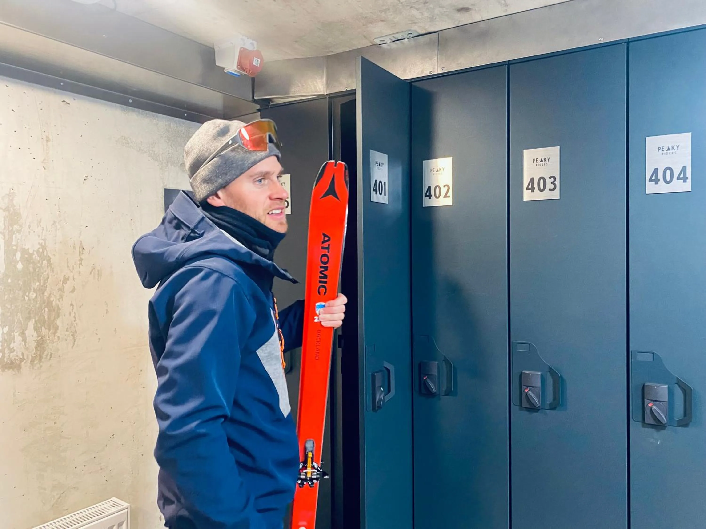 People in Peaky Riders Self Check-in Hotel