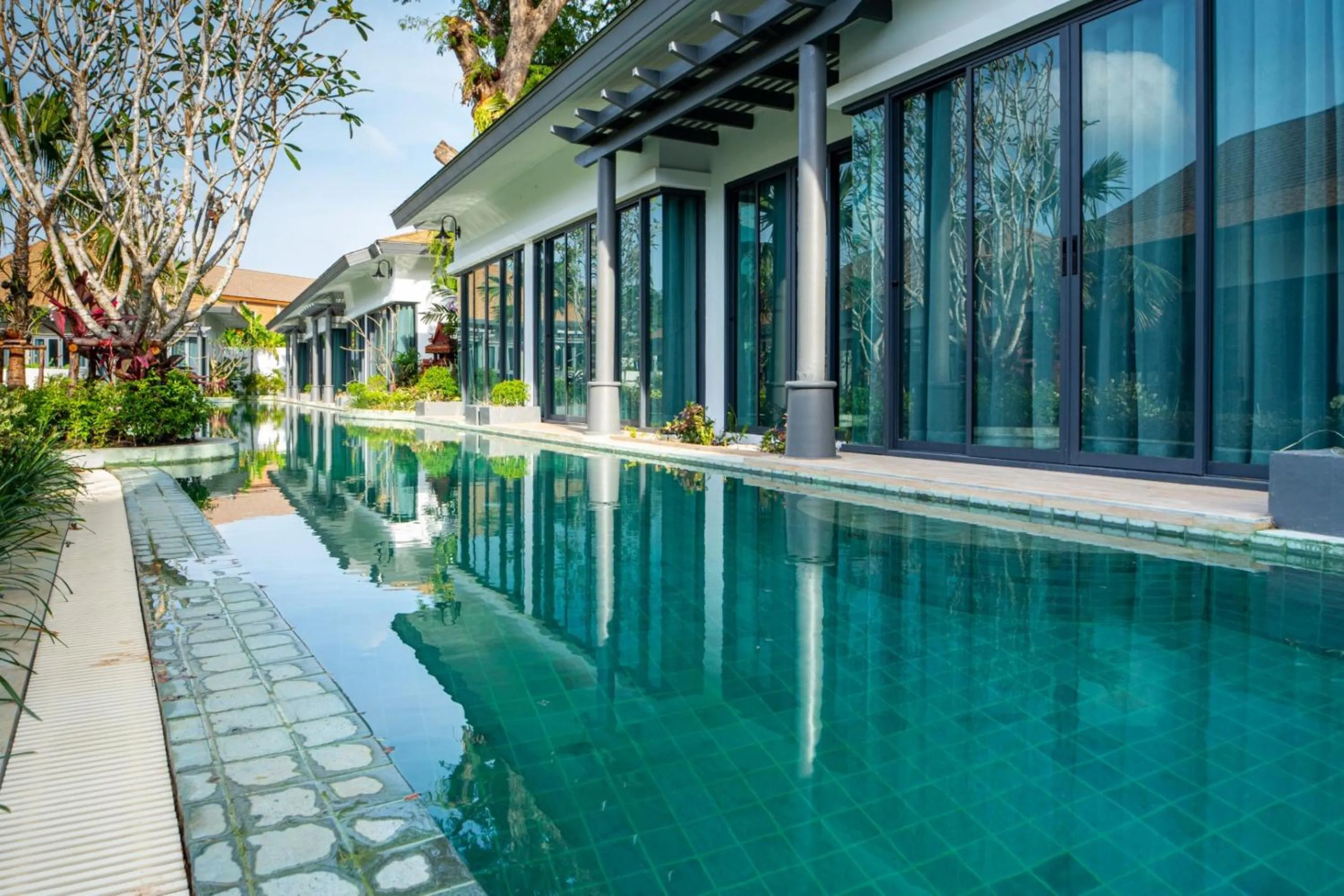 Swimming pool in Tajh Pool Villas