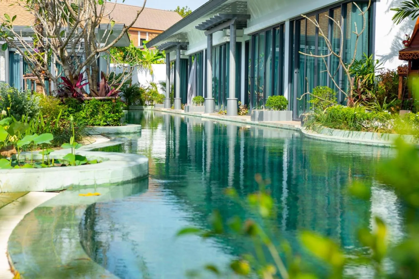 Swimming pool in Tajh Pool Villas