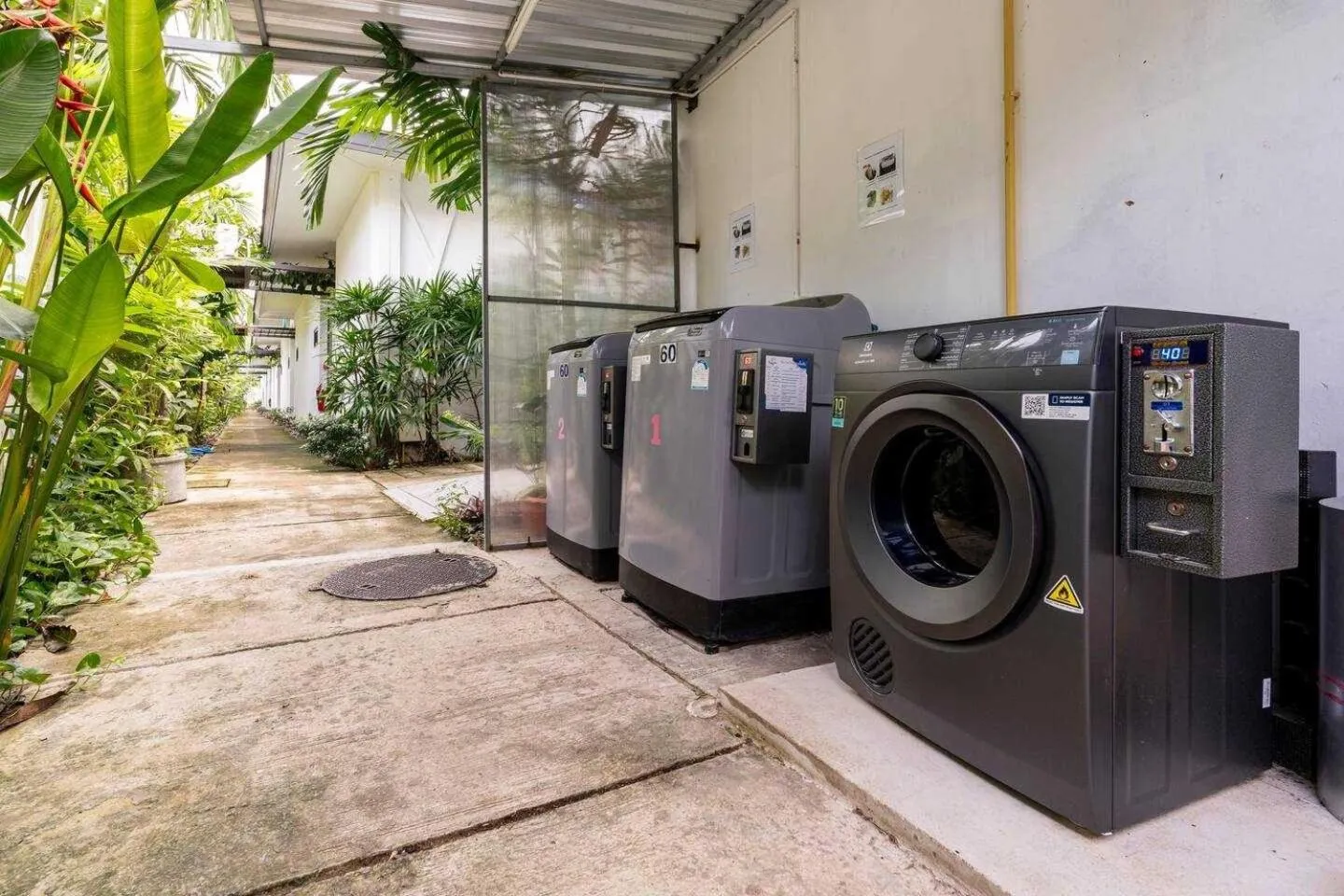 washing machine in Tajh Pool Villas