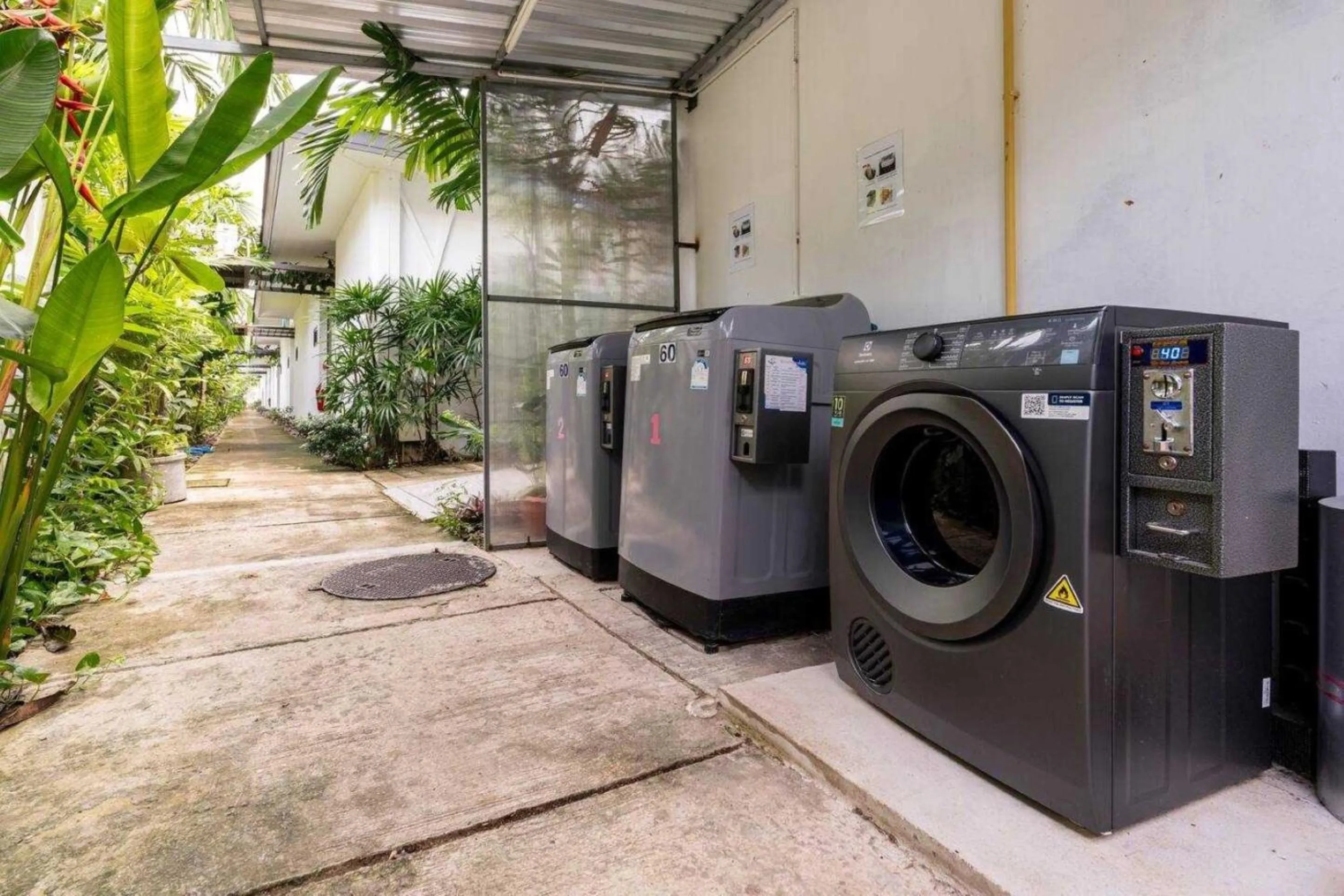 washing machine in Tajh Pool Villas