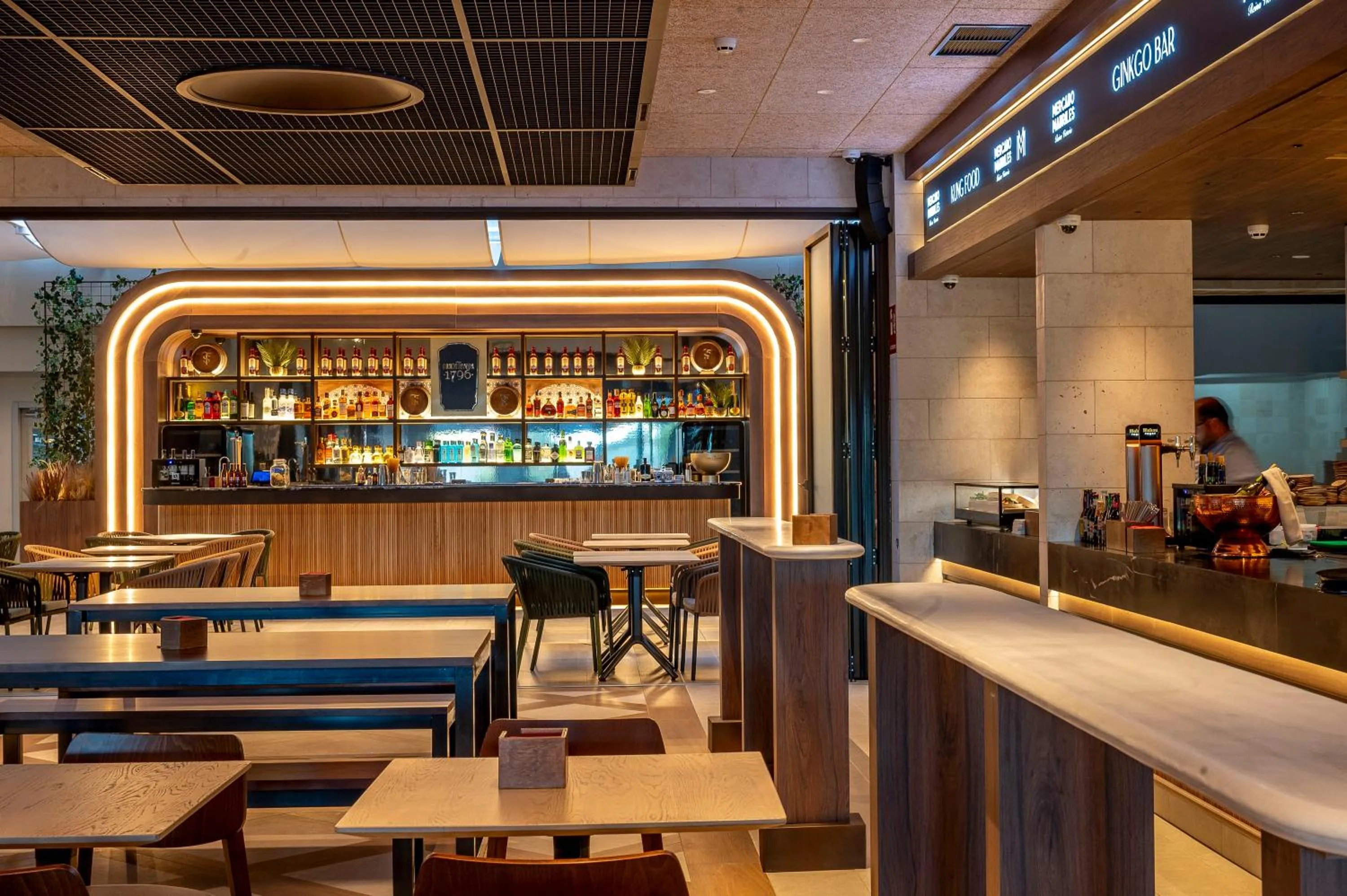 Restaurant/places to eat in VP SOGNIO Metropolitano