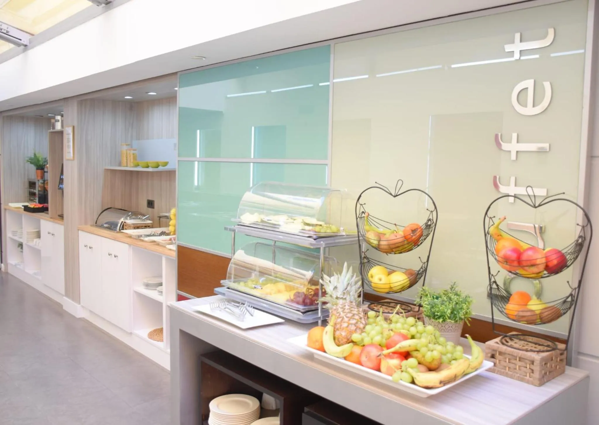 Buffet breakfast in Hotel Salymar