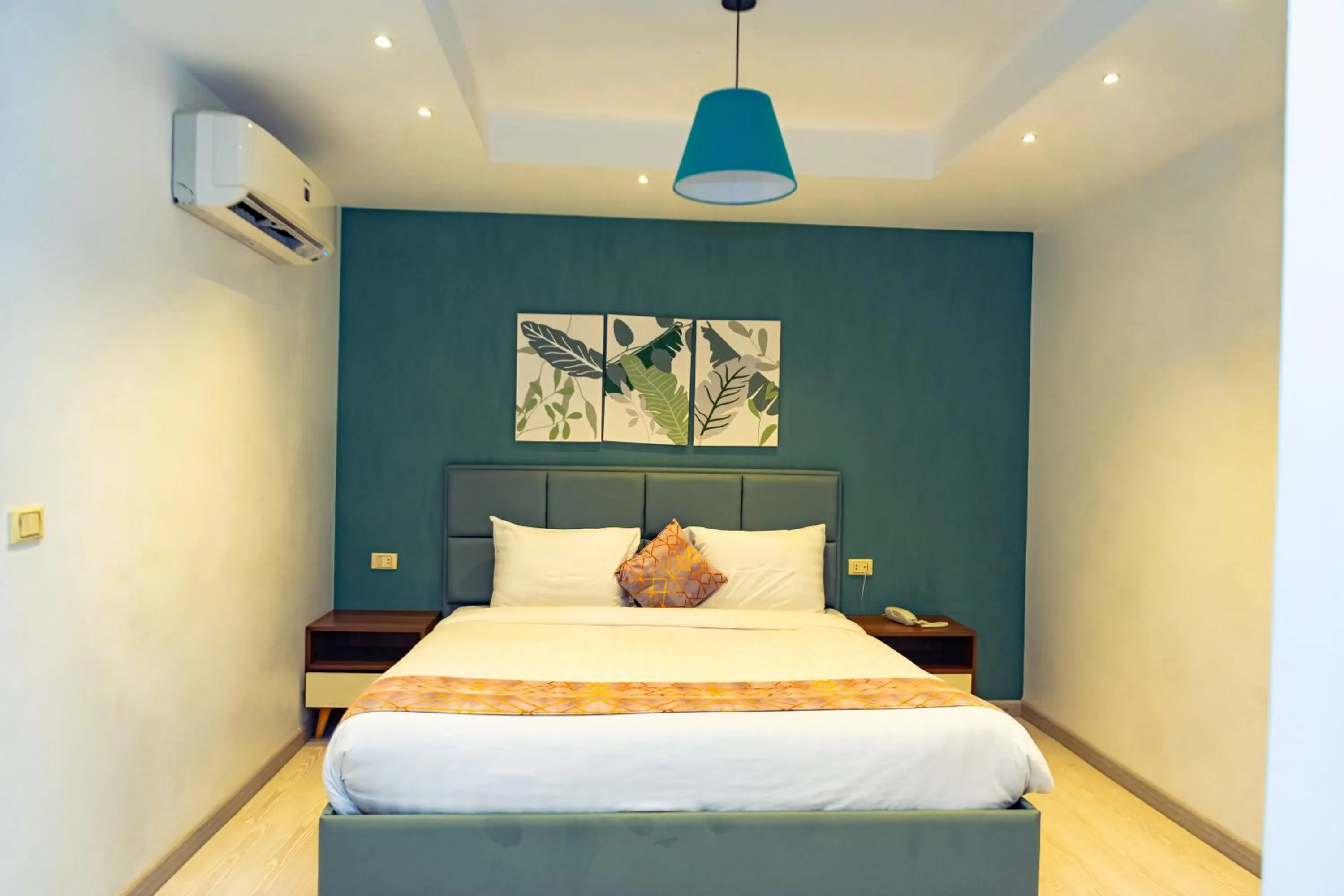 Bedroom, Bed in Jasmine Pyramids Hotel