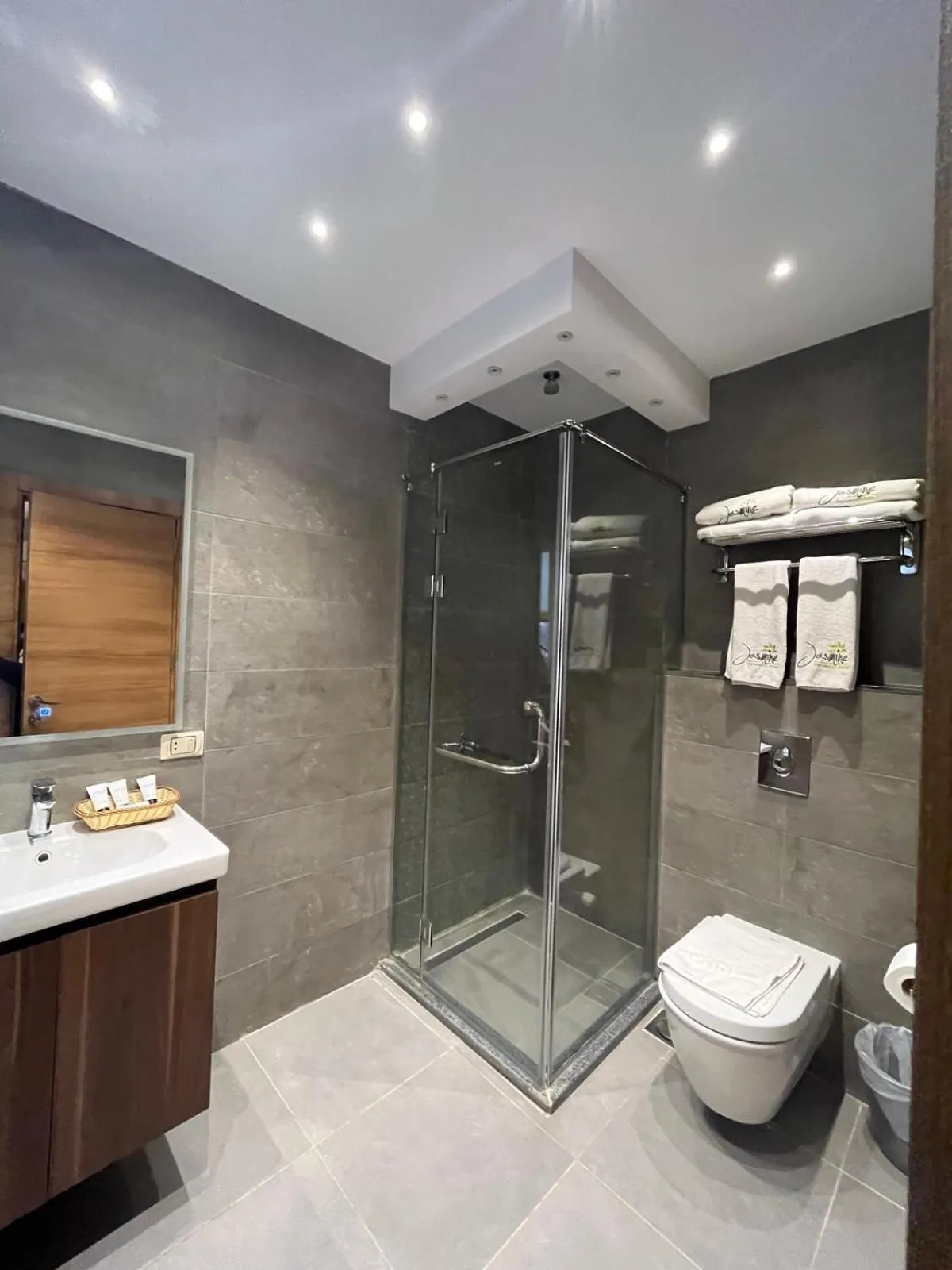 Shower in Jasmine Pyramids Hotel